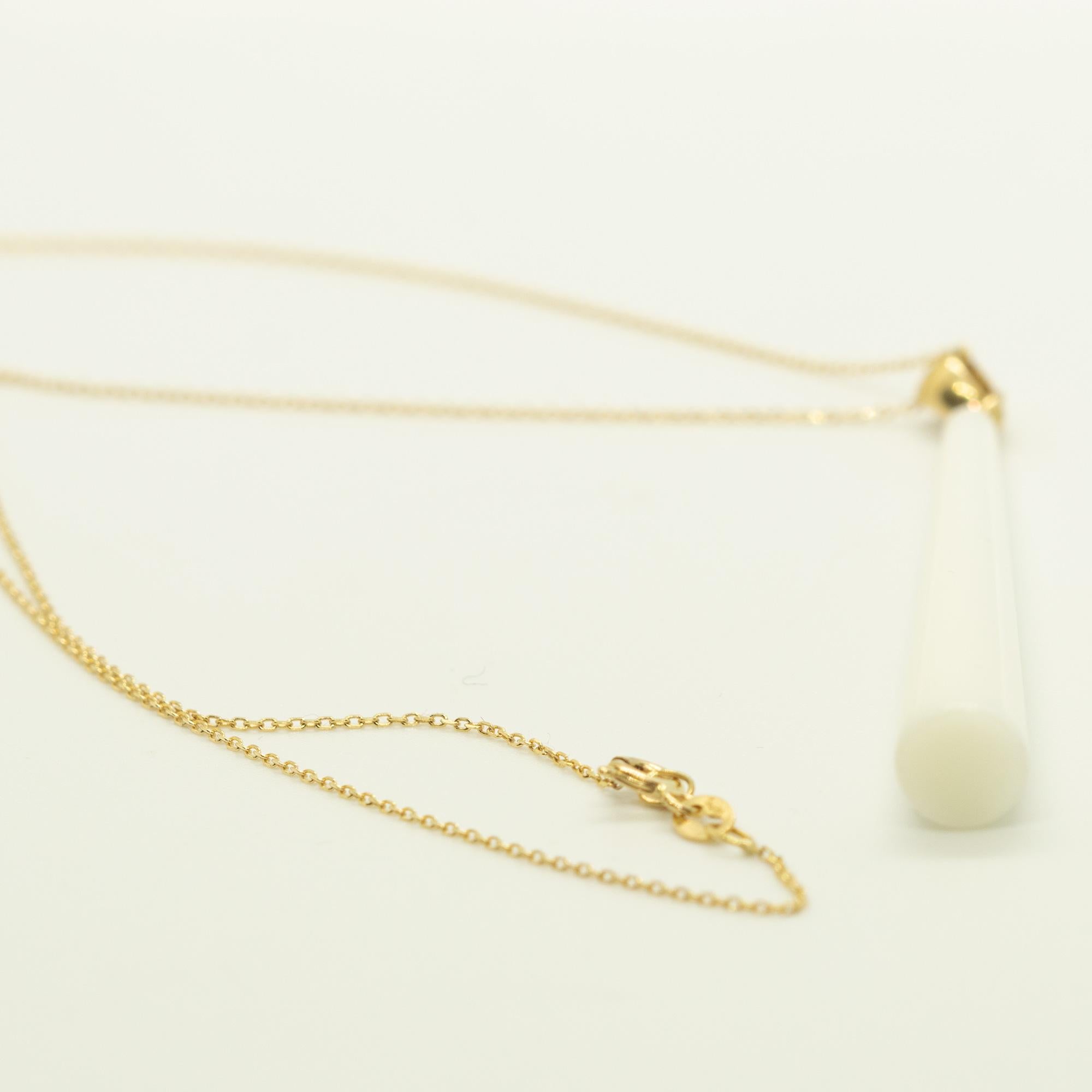 Intini Jewels, collier pendentif en goutte déco en agate blanche et or jaune 18 carats avec chaîne Neuf - En vente à Milano, IT