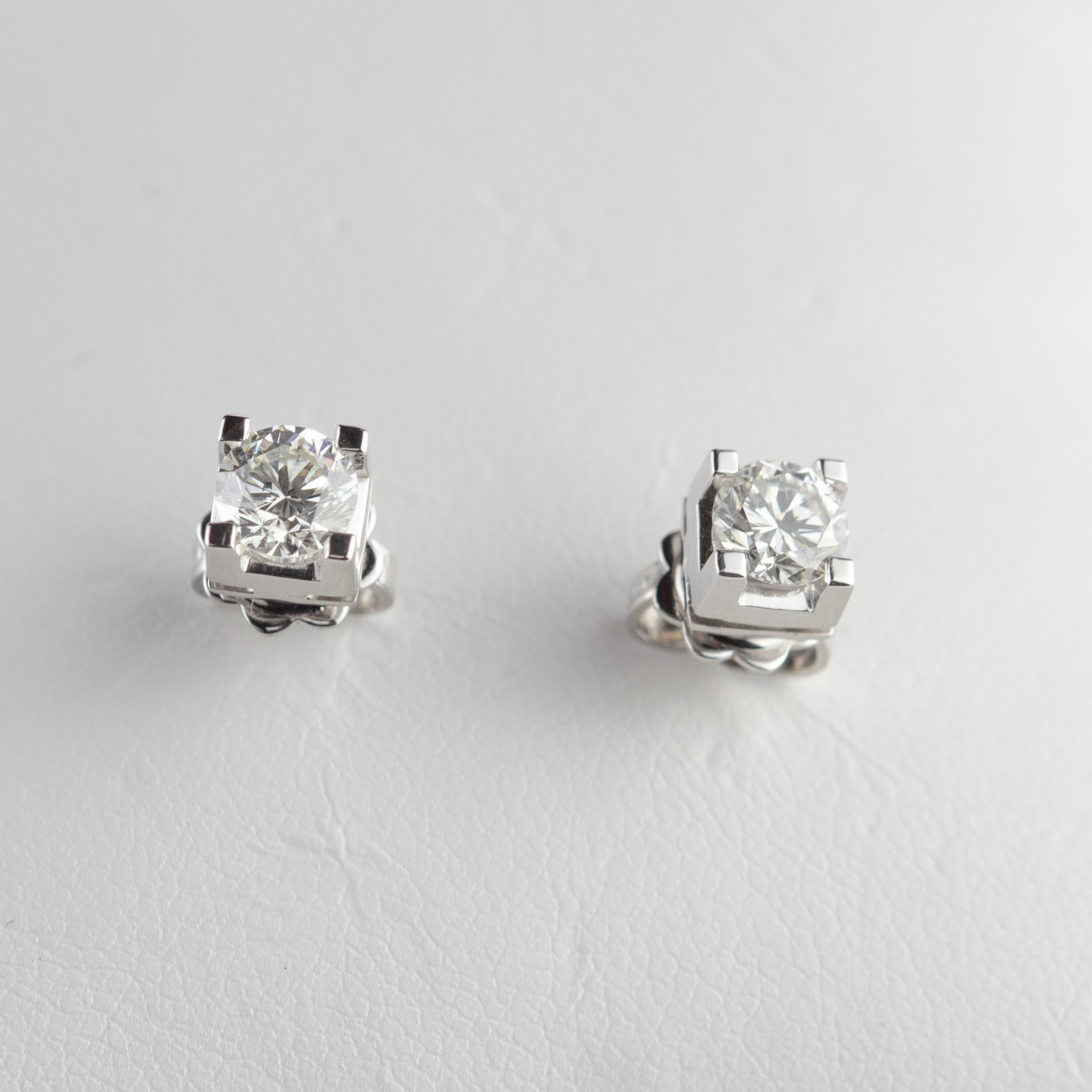 Intini Jewels Clous d'oreilles point de lumière en or blanc avec diamants de 1 carat en vente 2