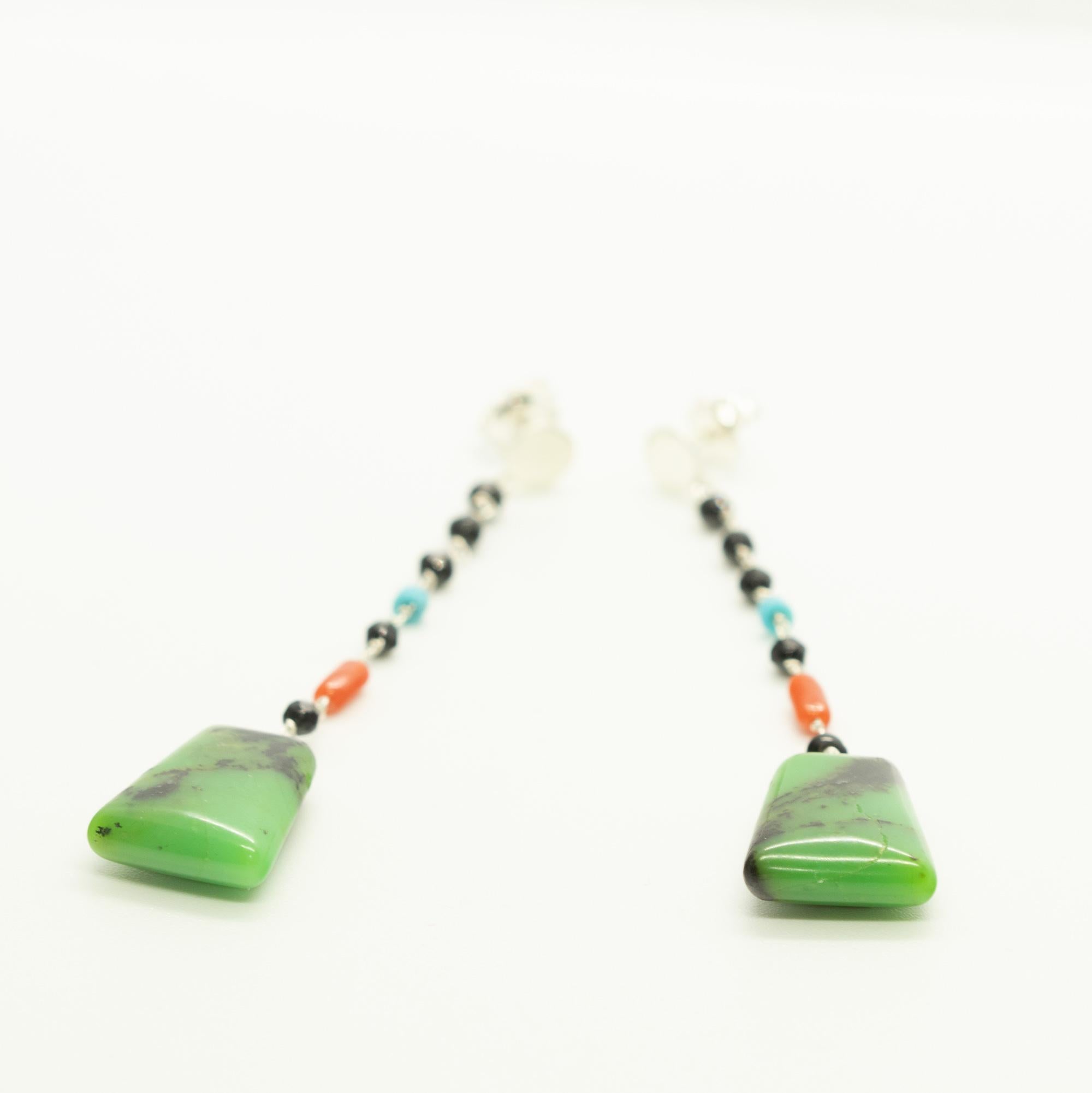 Intini Jewels Zoisite Agate Coral Sterling Silver Dangle Chain Rosary Earrings In New Condition For Sale In Milano, IT