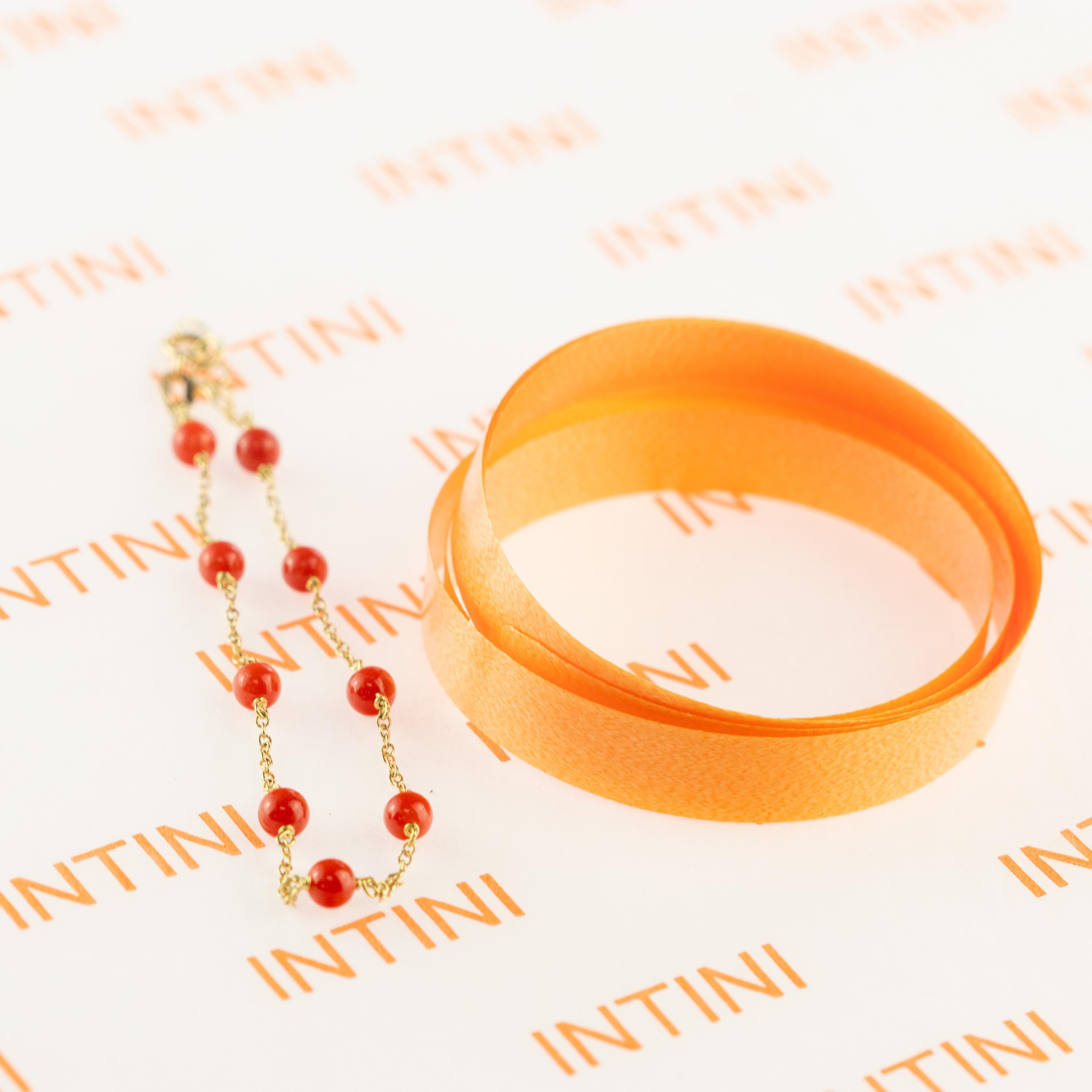 Intini Jewes 18 Karat Gold Chain Mediterranean Red Coral Spheres Chic Bracelet In New Condition For Sale In Milano, IT