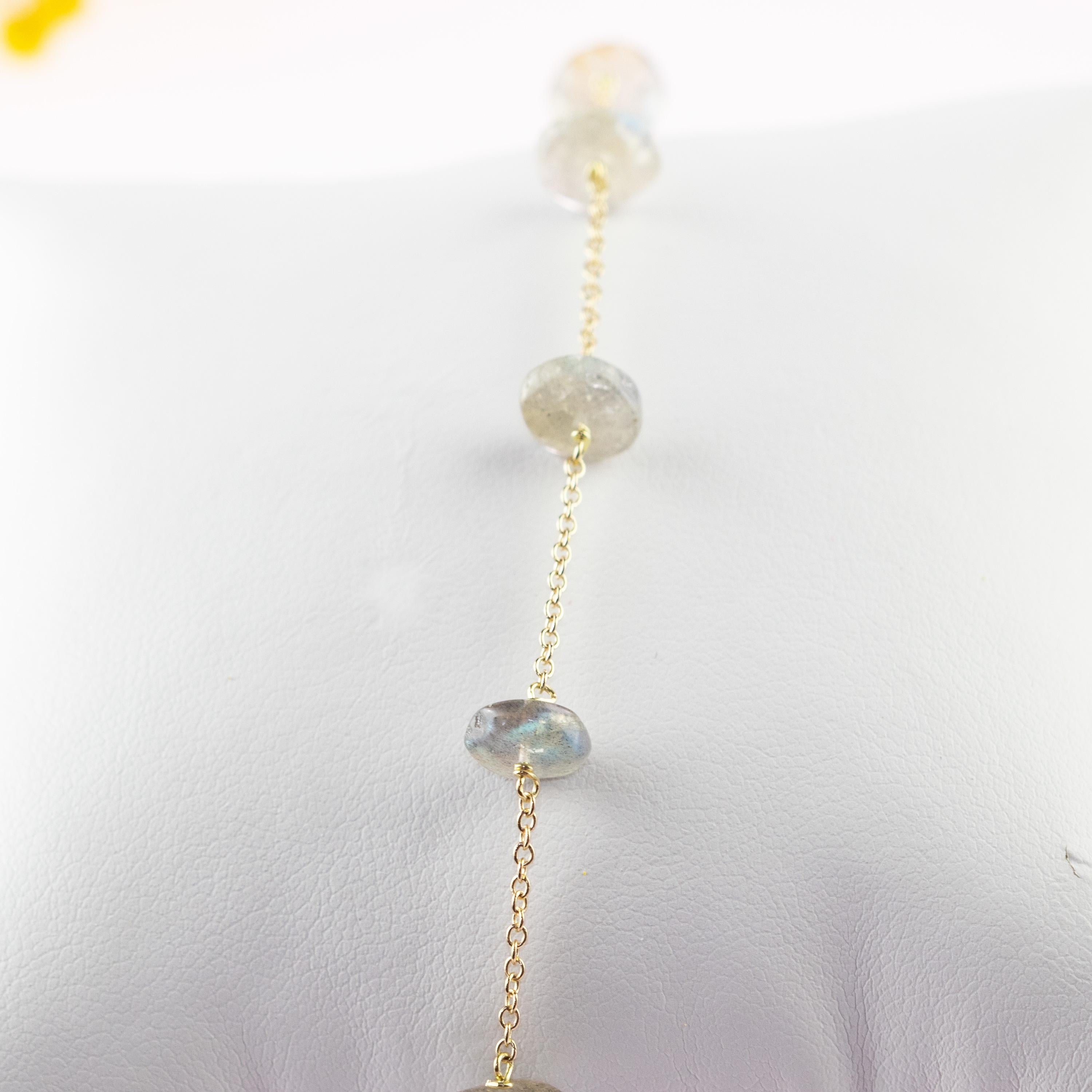 Moderne Intini Jewes Bracelet à chaîne en or 9 carats avec rondelles en forme d'œil de chat, fait à la main en vente