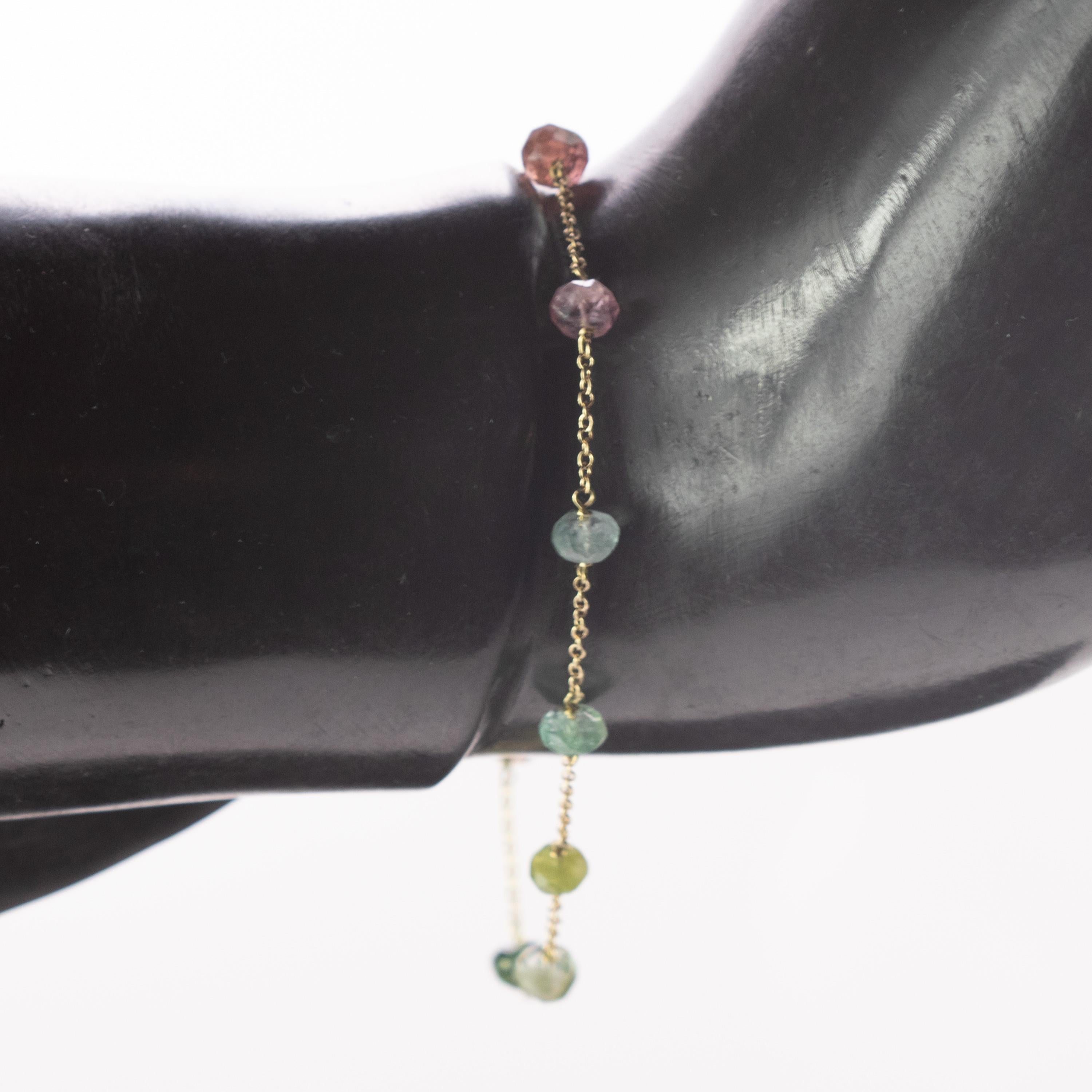 Intini Jewes Bracelet jonc arc-en-ciel coloré avec chaîne en plaqué or et rondelles de tourmaline Neuf - En vente à Milano, IT