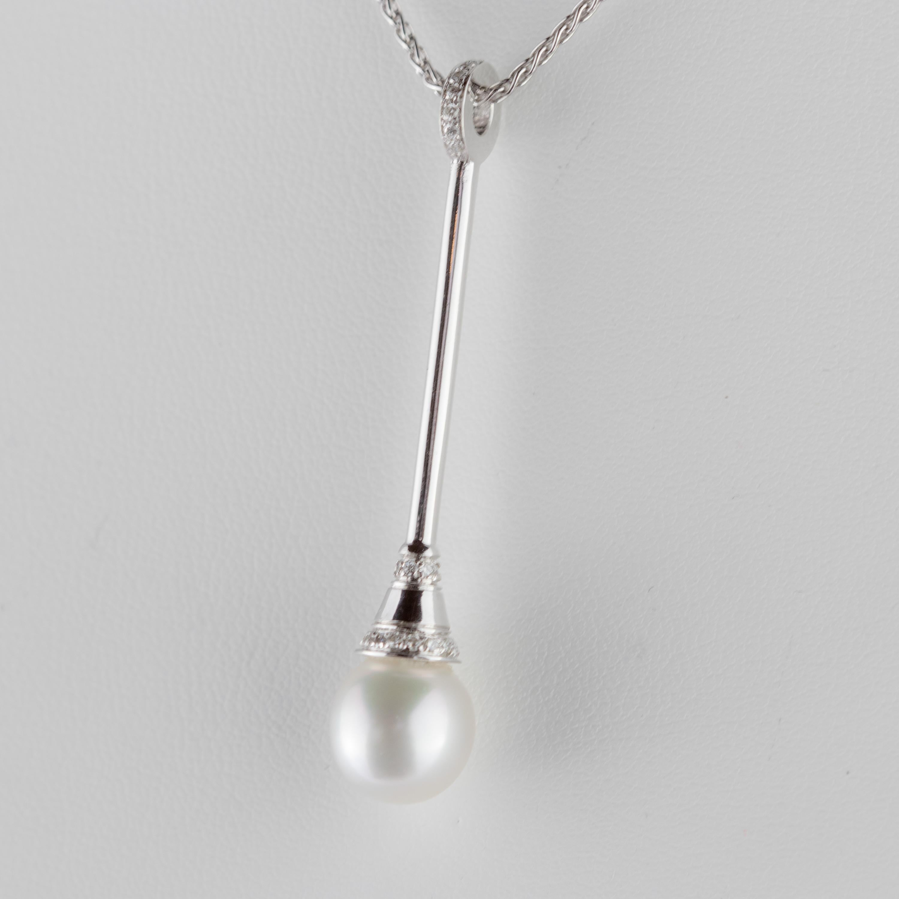 Intini, collier à pendentif déco en or blanc 18 carats avec perles de mer naturelles et diamants Neuf - En vente à Milano, IT