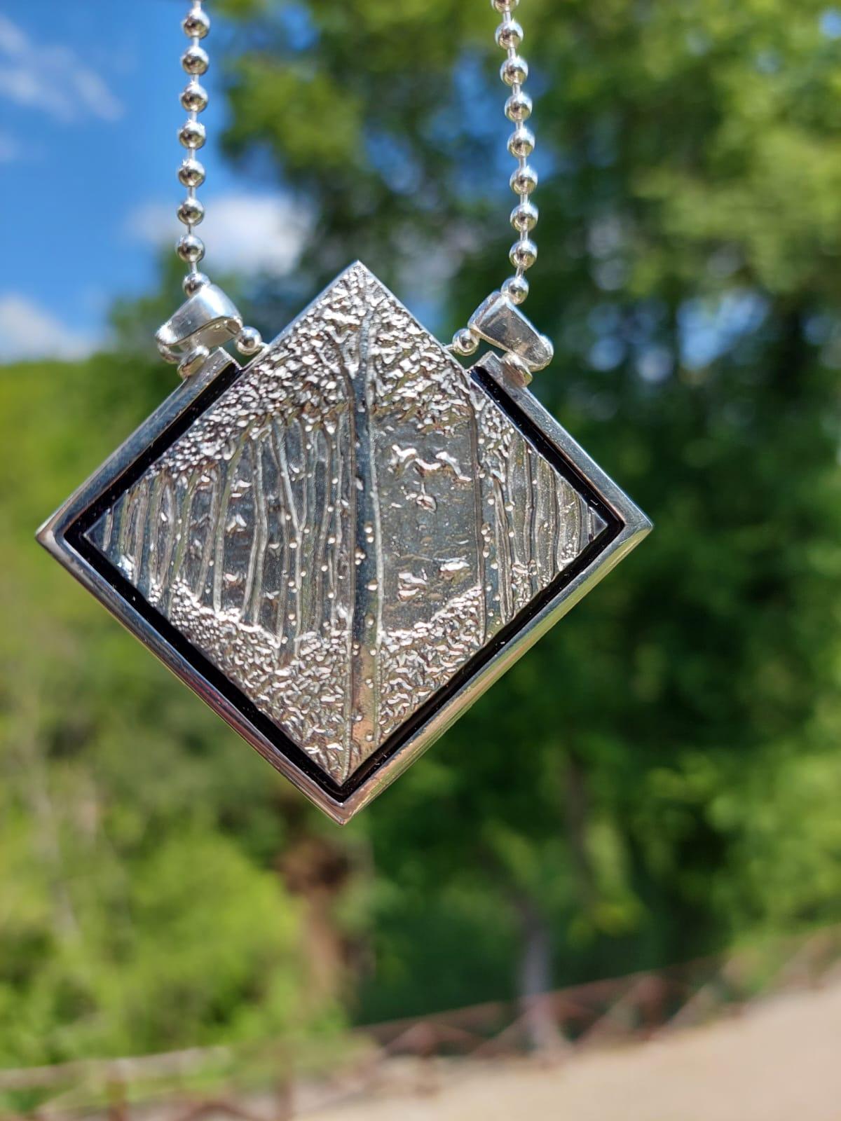 Colgante Into the Woods Plata, Plata de ley, Hecho a mano, Italia Artista en venta