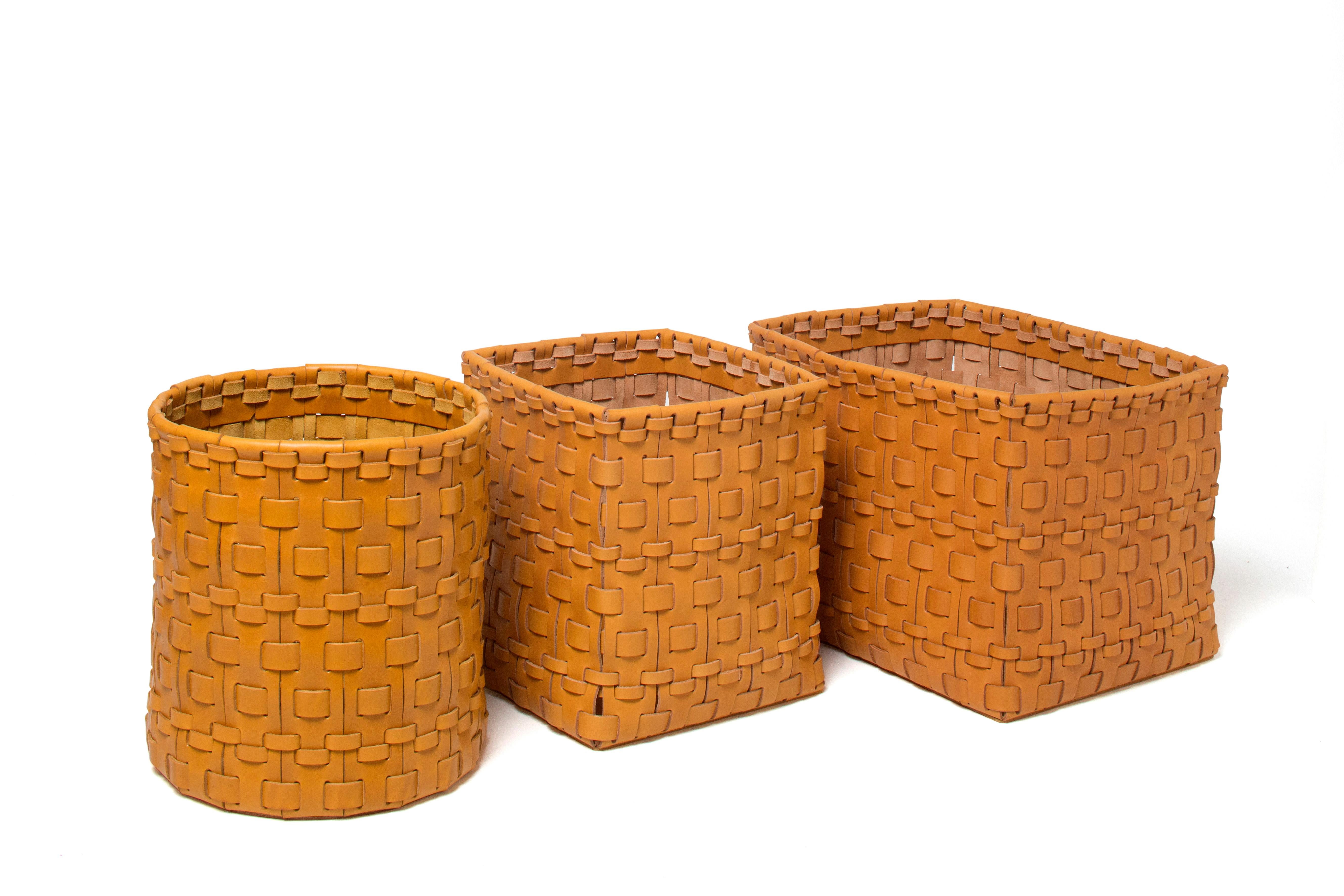 Italian Intreccio Round  Woven  Basket Designed by Oscar Maschera For Sale