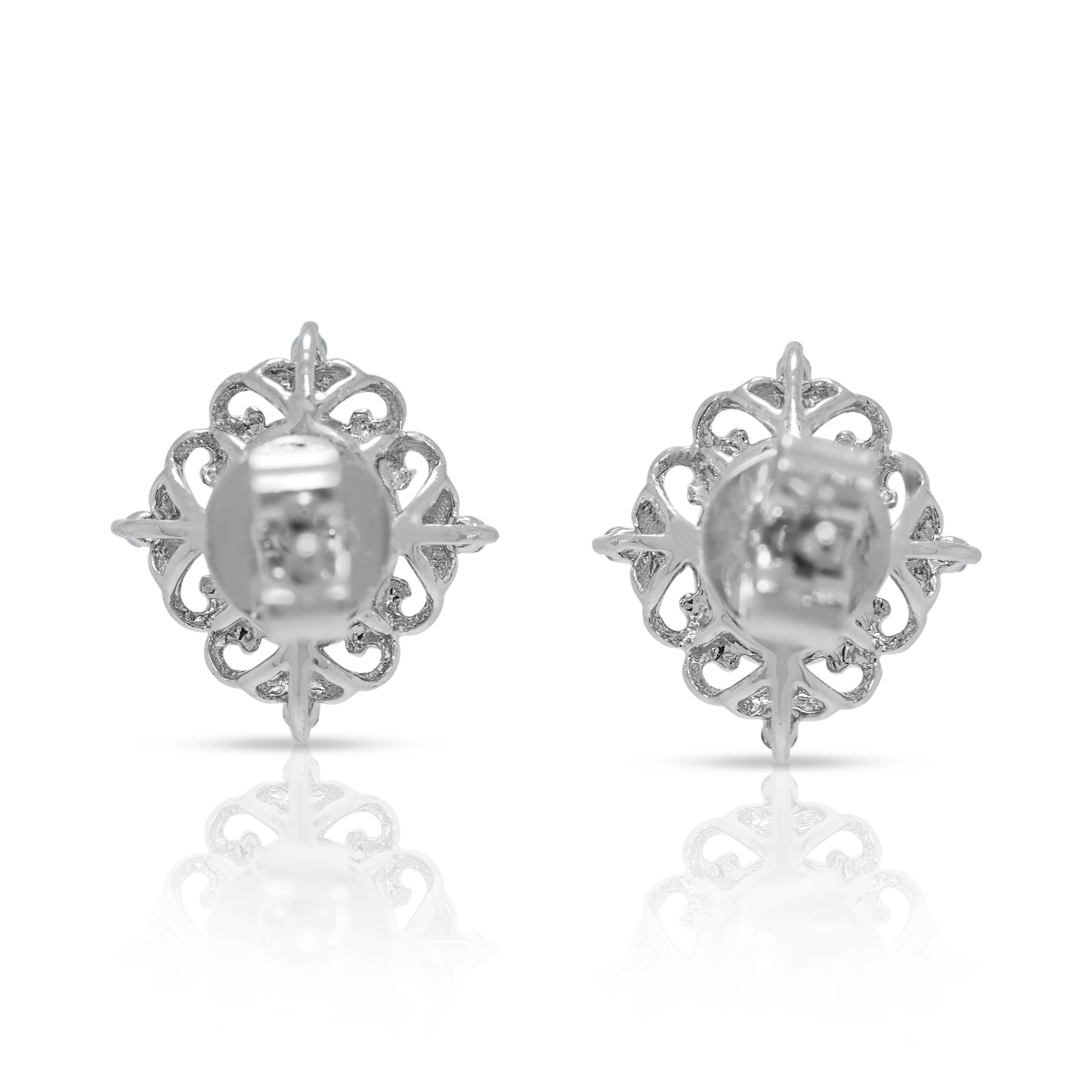 Intricati orecchini con zaffiro e diamante da 0,41 carati in oro bianco 18 carati in vendita 1