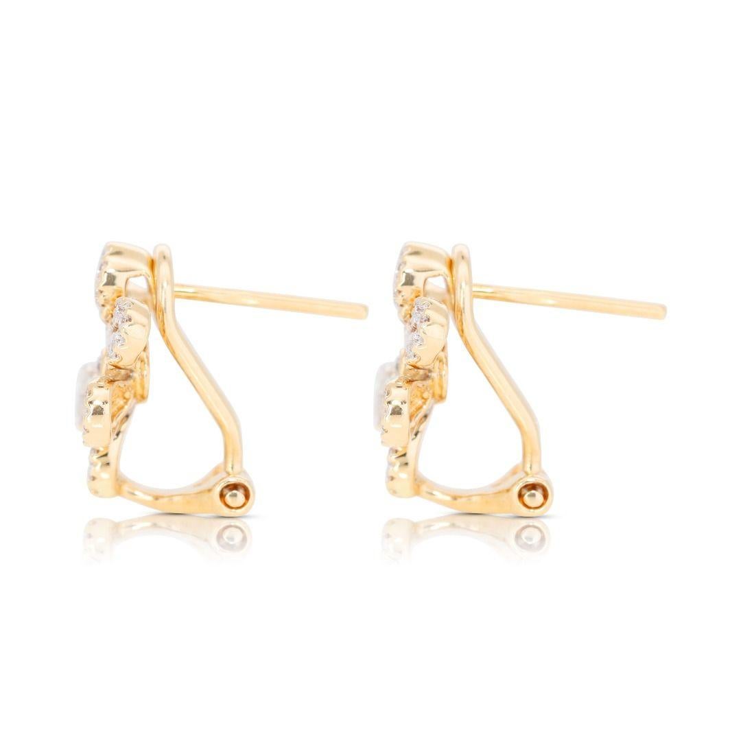 Women's Intricate 0.42ct Diamond Flower Earrings in 18K Yellow Gold For Sale