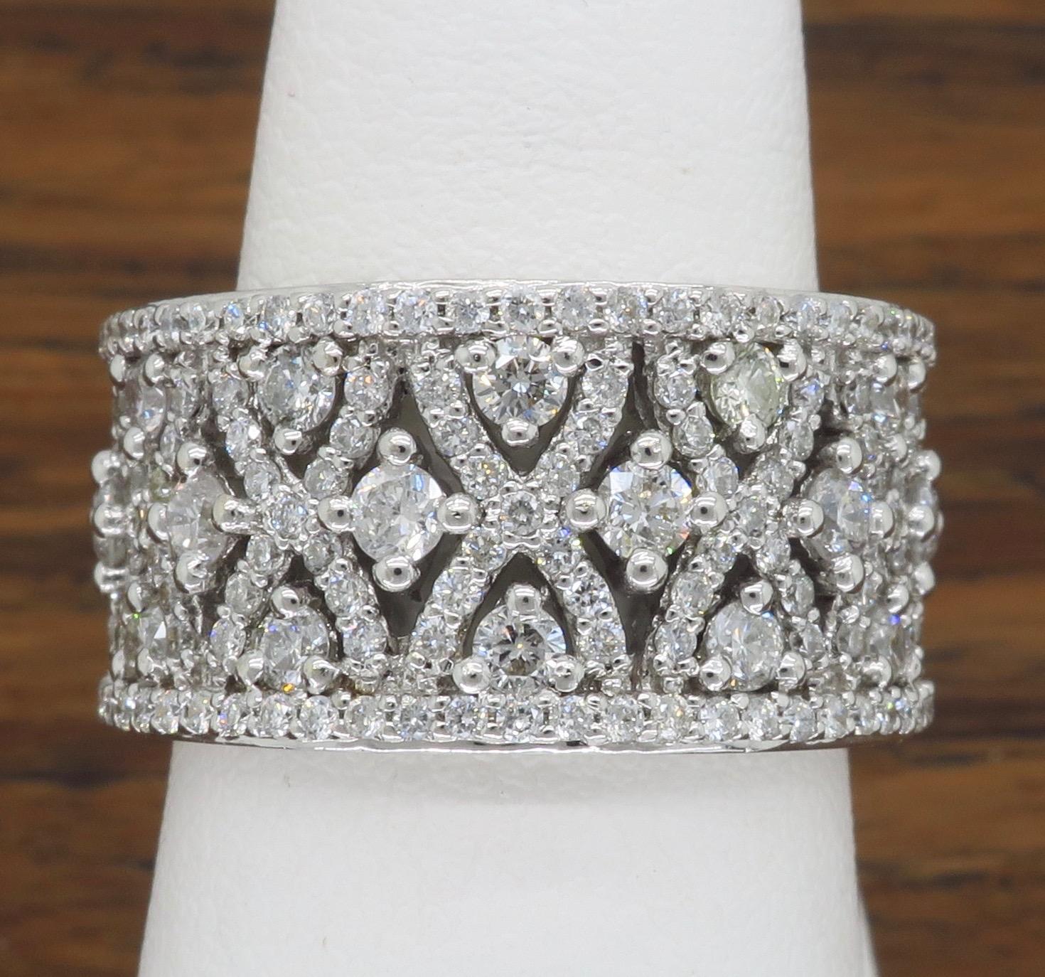 Intricate 1.50ctw Diamond Band 4