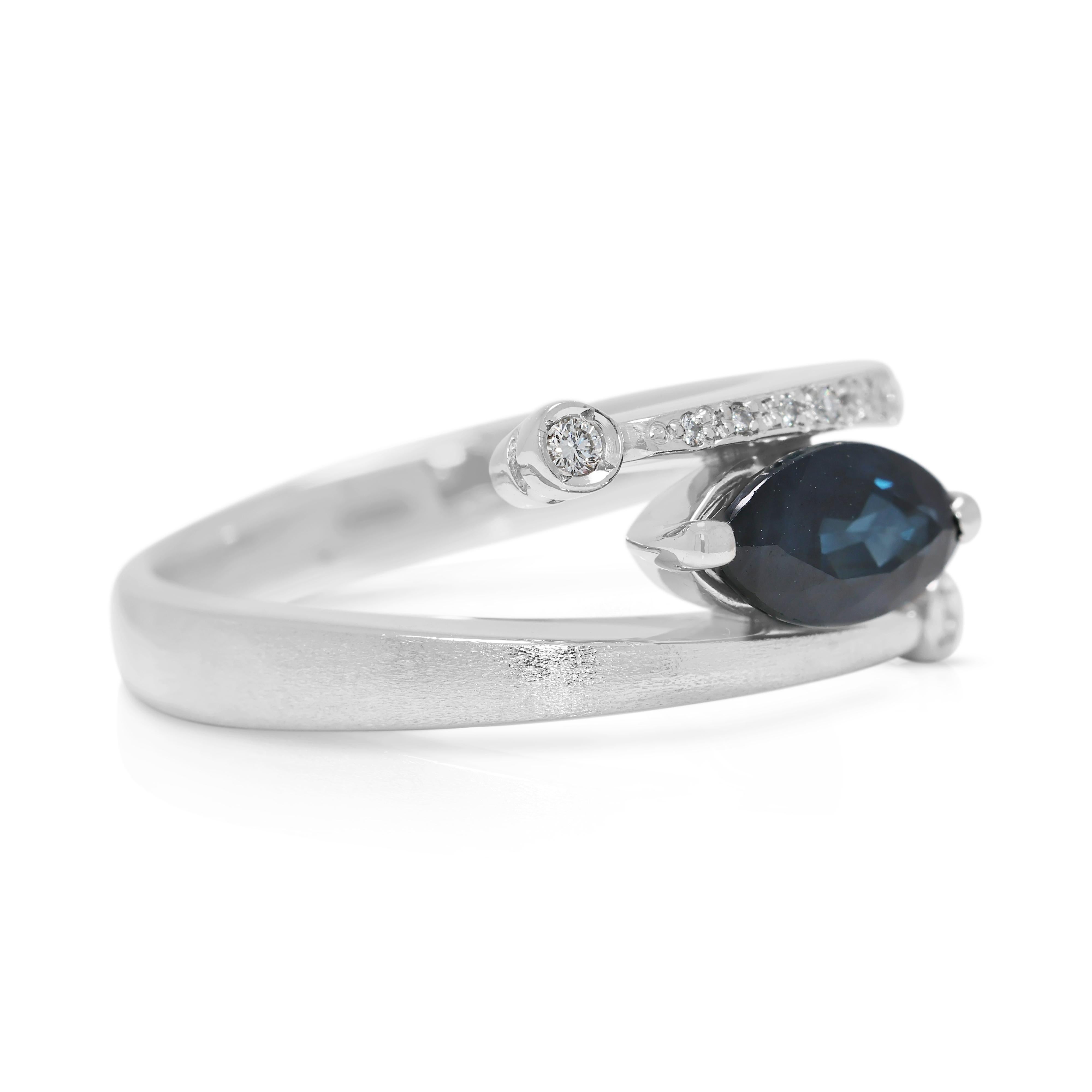 Intricate 1.59ct Sapphire & Natural Diamond Platinum Ring In Excellent Condition For Sale In רמת גן, IL