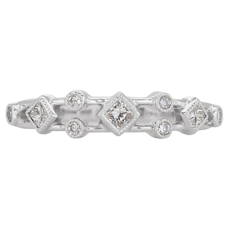 Intricate 18K White Gold Mixed Cut Diamond Ring For Sale