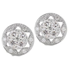 Intricate 18K White Gold Studs Earrings with 0.23ct Natural Diamonds