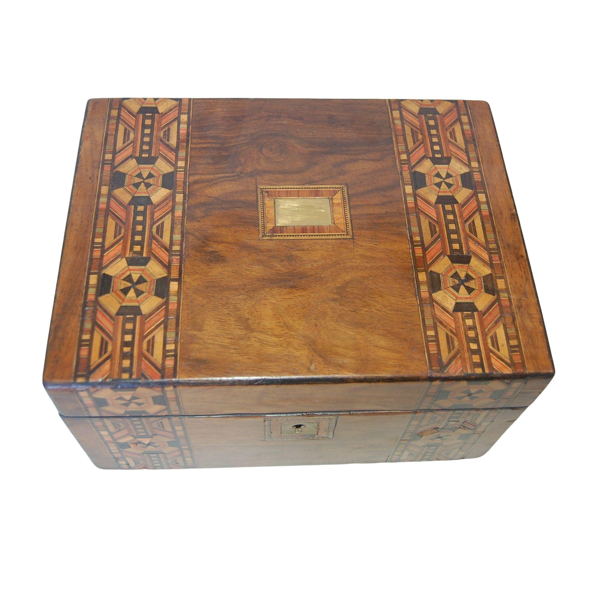 Intricate 1920s Marquetry Inlaid Wood Box With Skeleton Key For Sale 2
