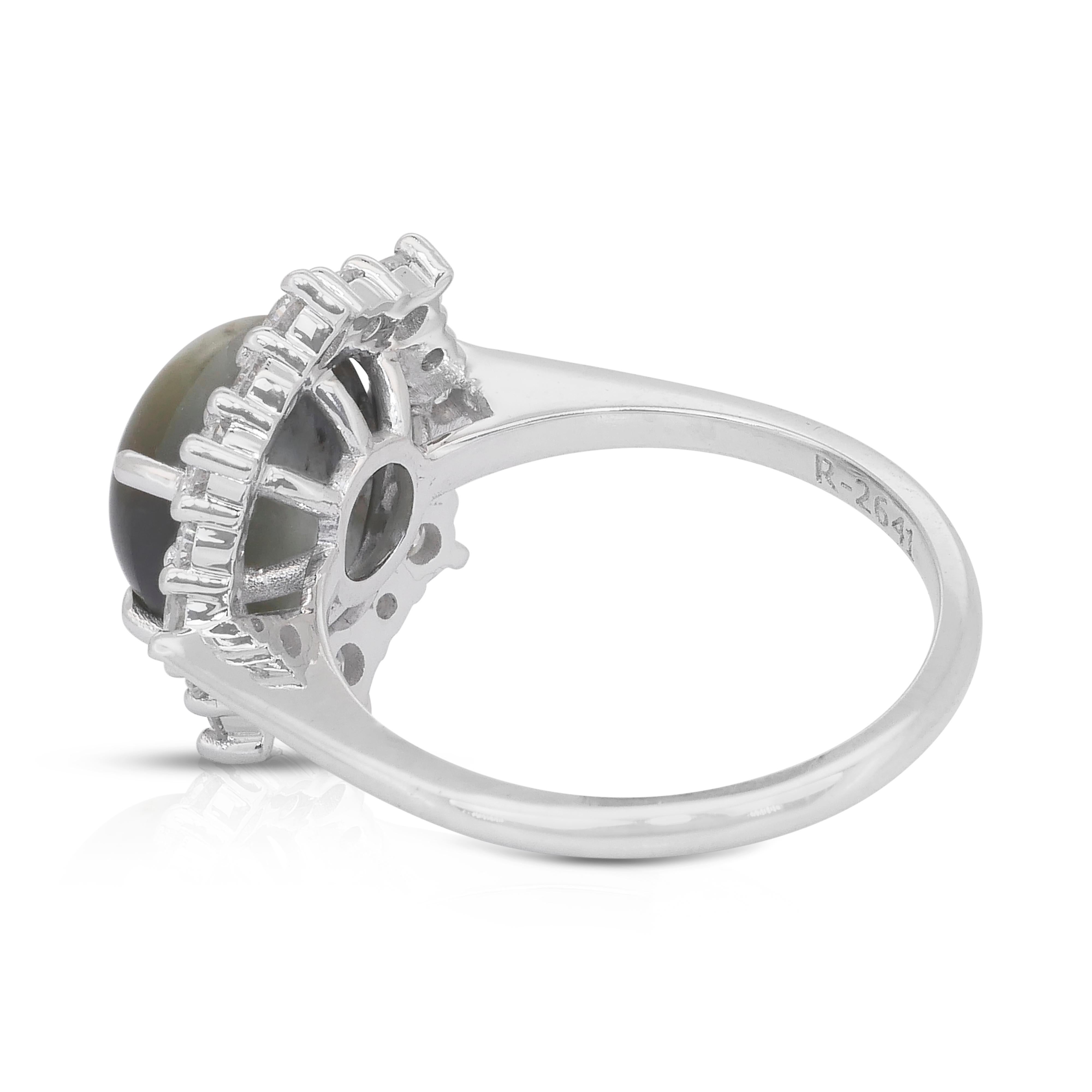 Intricate 6.71ct Cat's Eye Chrysoberyl and Diamonds Cocktail Ring In New Condition For Sale In רמת גן, IL