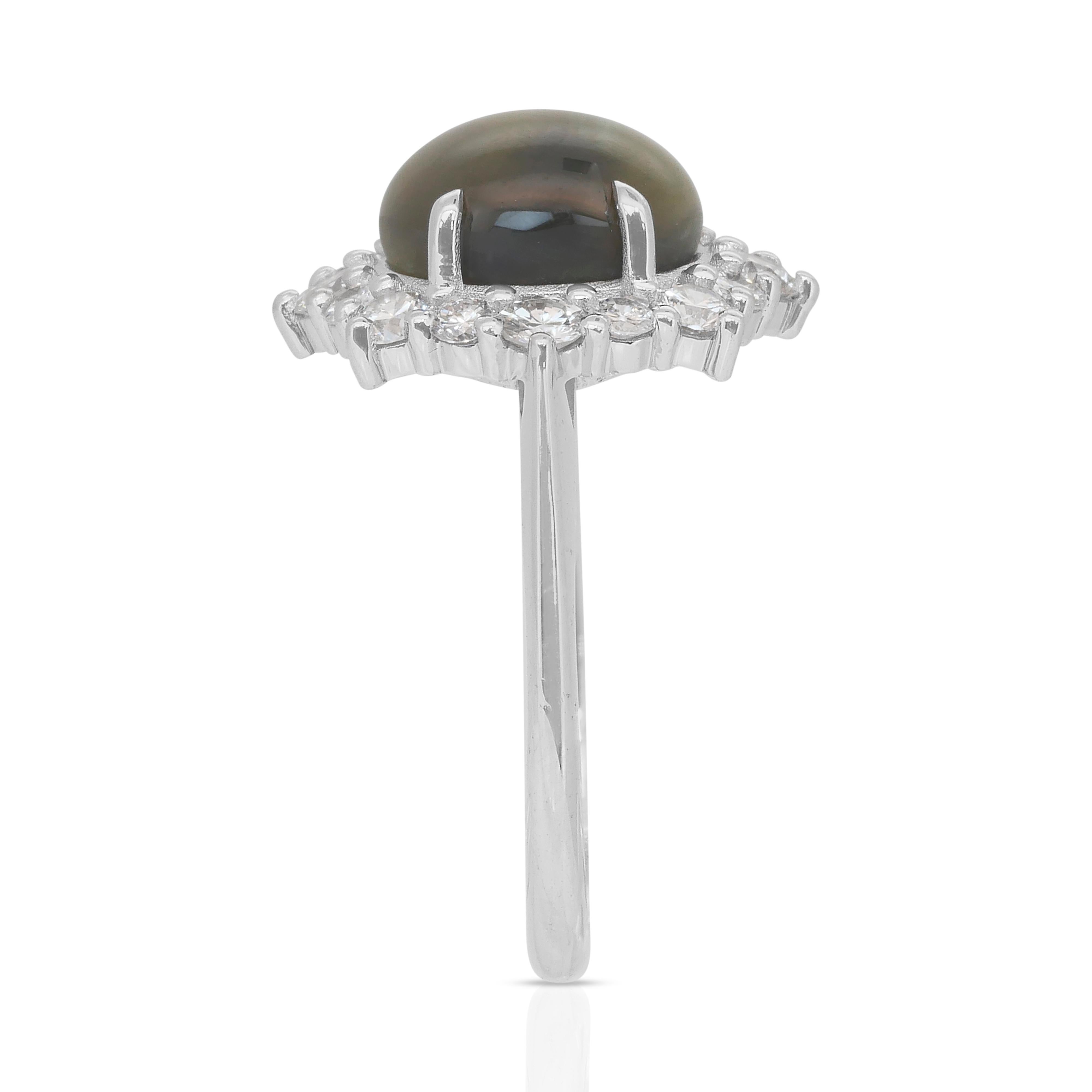 Intricate 6.71ct Cat's Eye Chrysoberyl and Diamonds Cocktail Ring For Sale 1