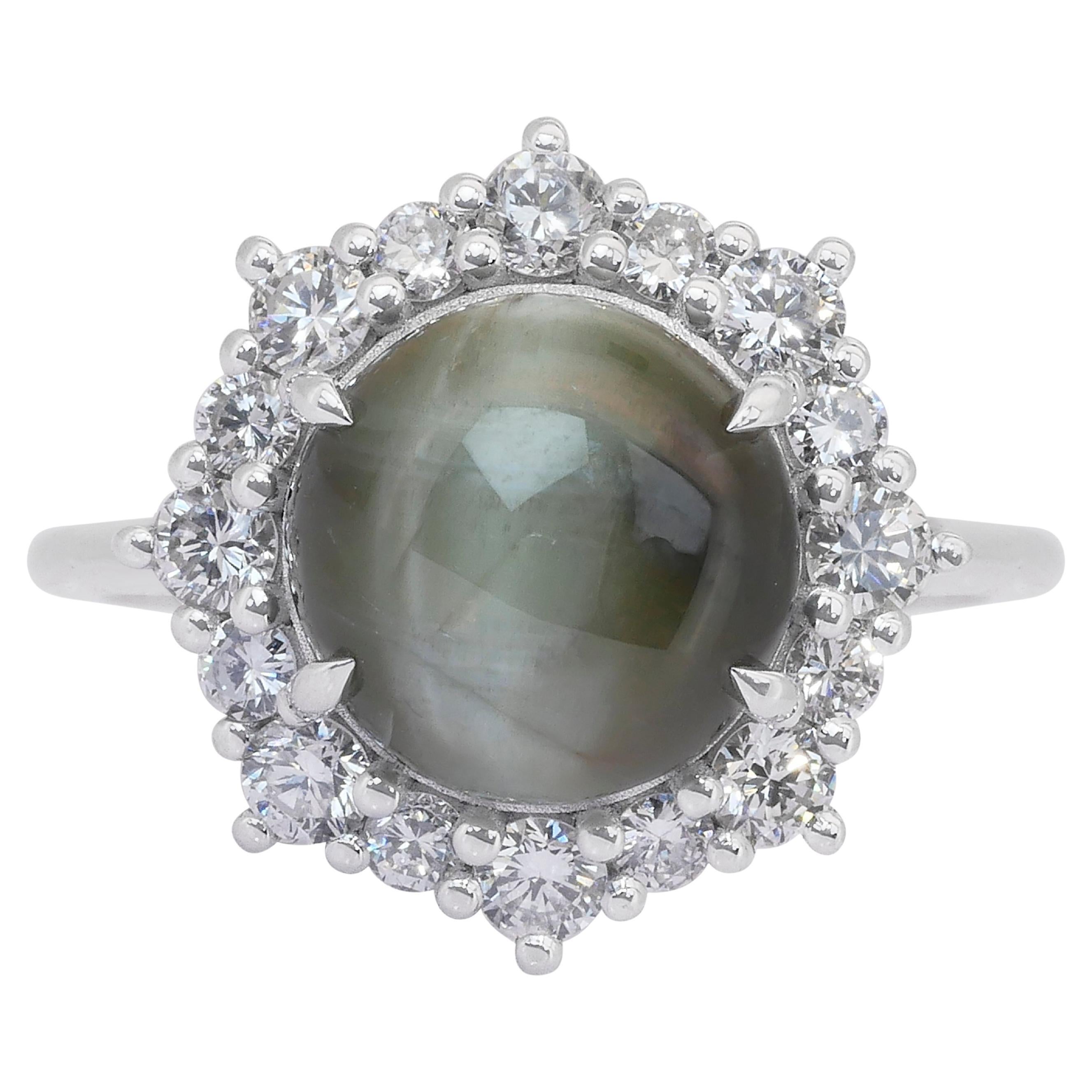 Intricate 6.71ct Cat's Eye Chrysoberyl and Diamonds Cocktail Ring