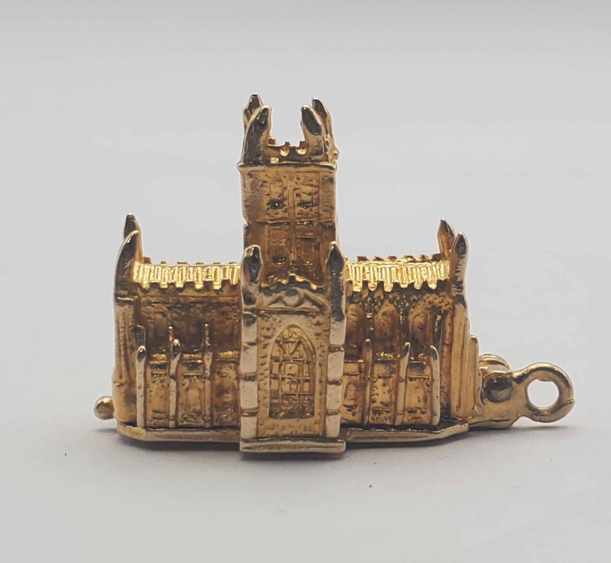 Intricate 9KY Cathedral Charm/Pendant with Interior Wedding Scene  For Sale 1