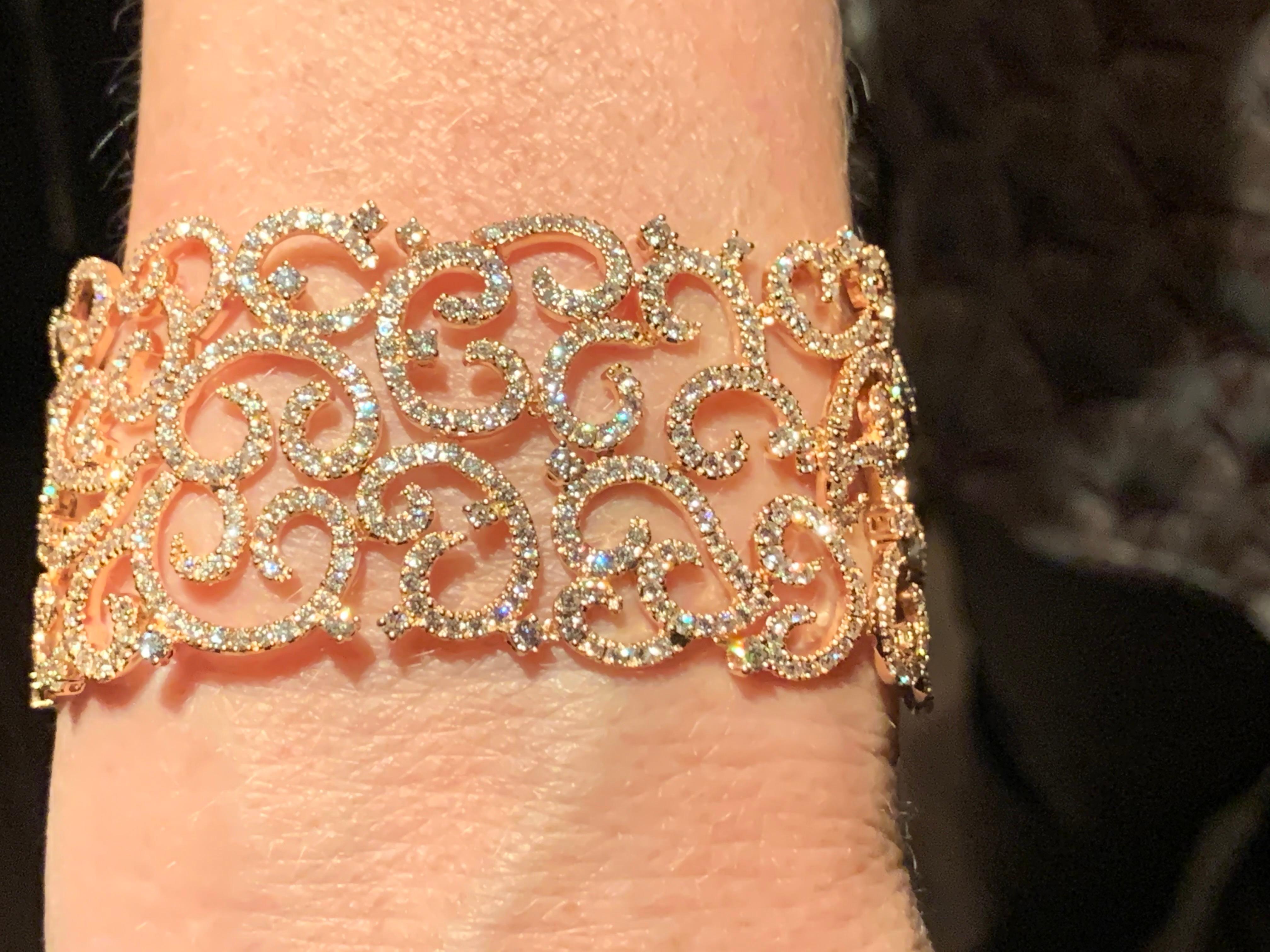 Intricate and Wide 18 Karat Pink Gold Bracelet with Diamonds For Sale 1