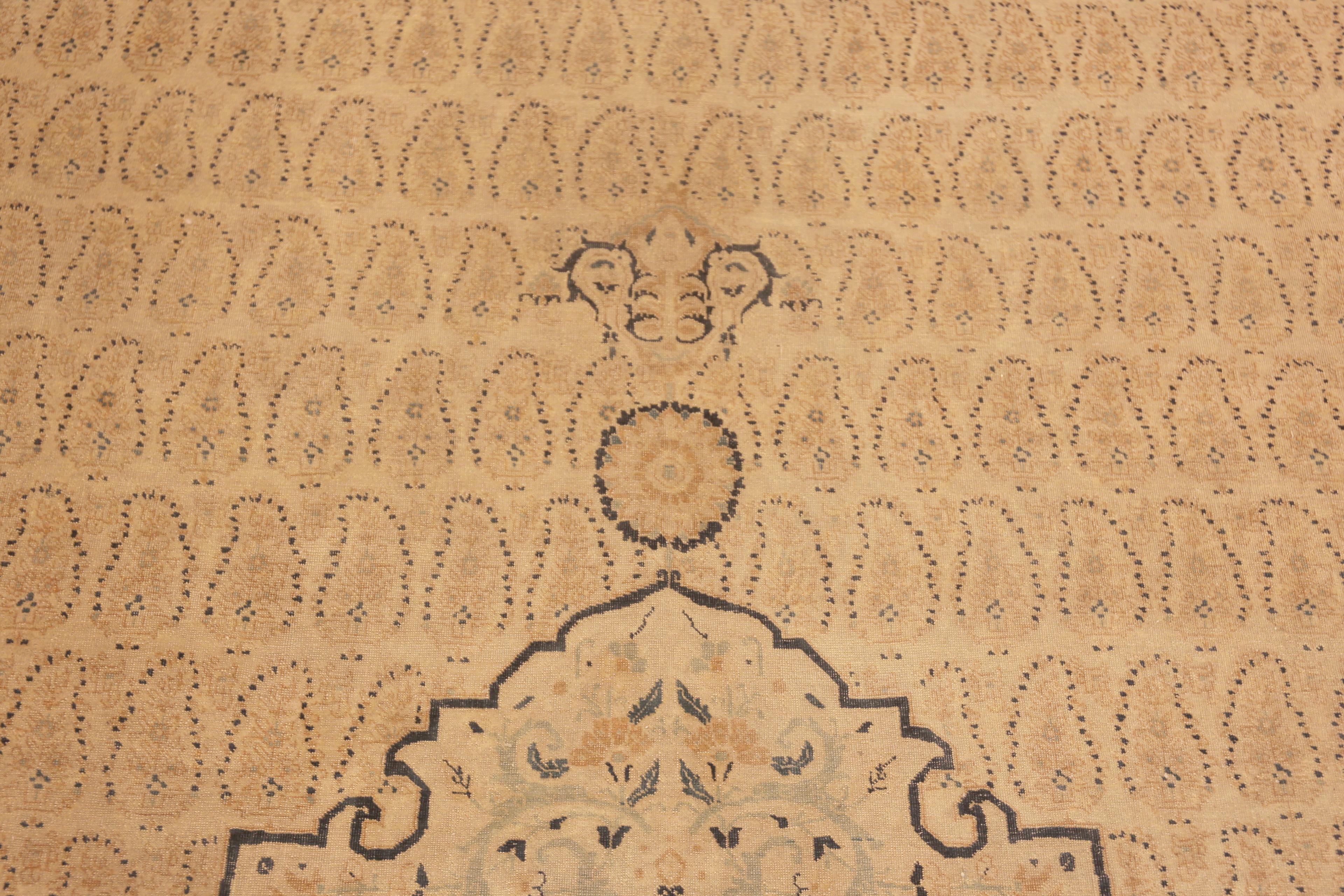 Tapis persan Tabriz complexe à fleurs anciennes Haji Jalili 10' x 13'10