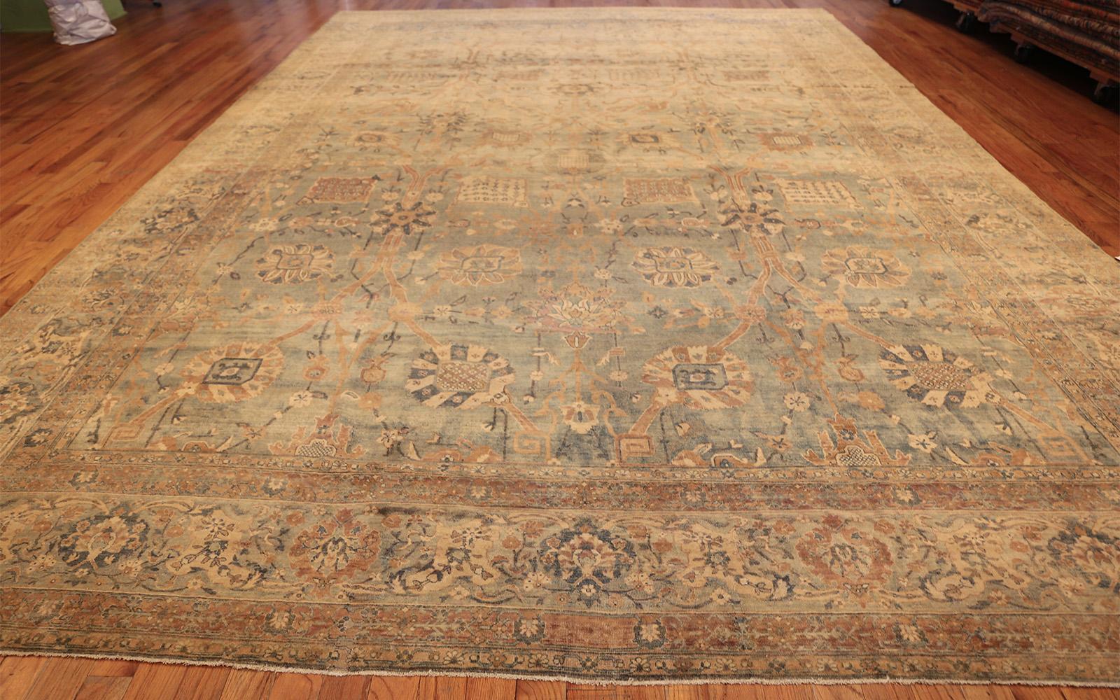 Beautiful Vase Design Antique Persian Kerman Rug, Country of Origin: Persia, Circa Date: Late 19th Century. Size: 11 ft 6 in x 16 ft 10 in (3.51 m x 5.13 m)

Kerman carpets are prized for their wide range of colors and designs. They use a broad