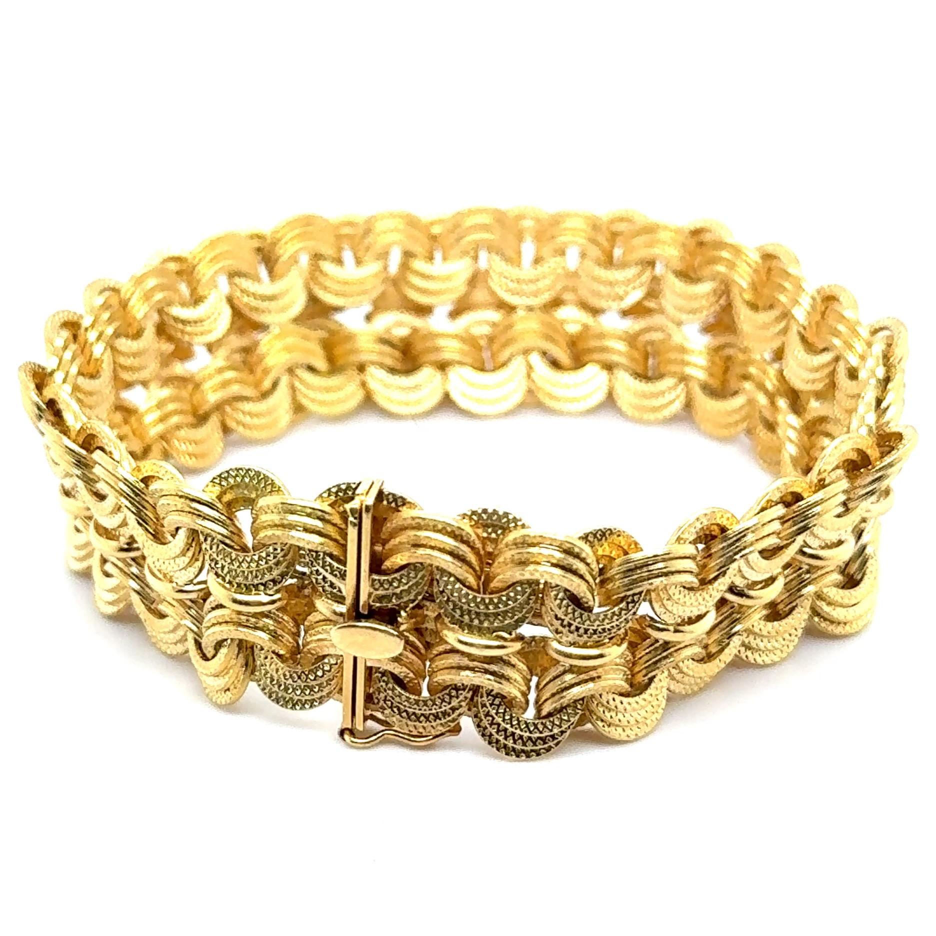 Bracelet complexe en or jaune 18 carats en vente 5