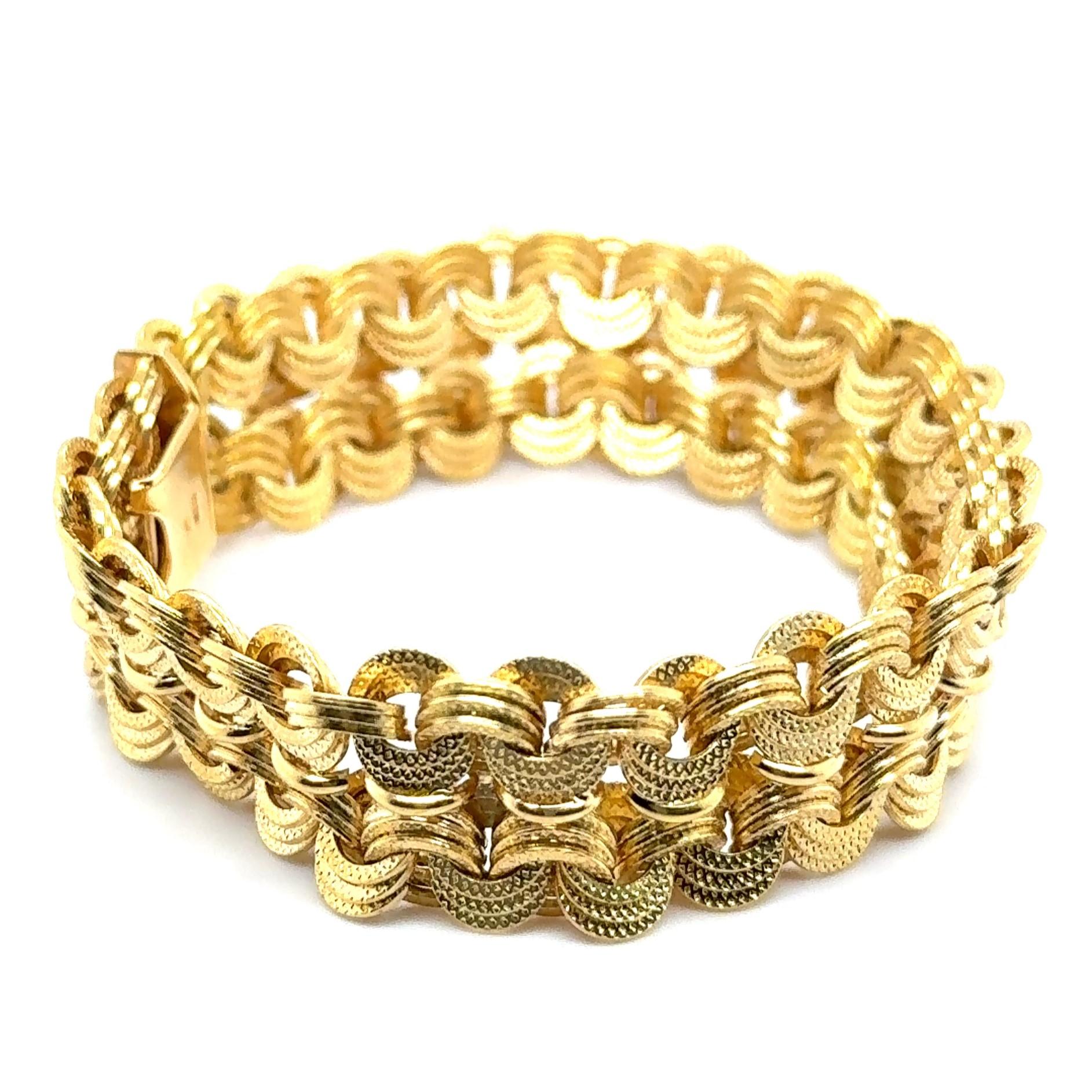 Bracelet complexe en or jaune 18 carats en vente 7