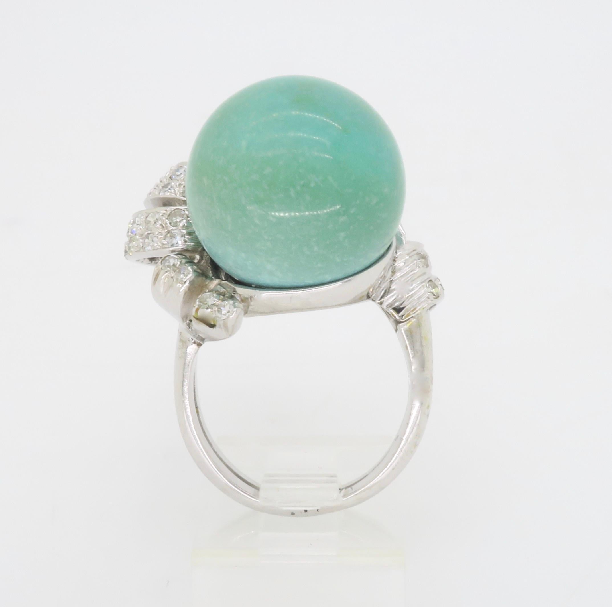 Intricate Chalcedony & Diamond Cocktail Ring For Sale 1