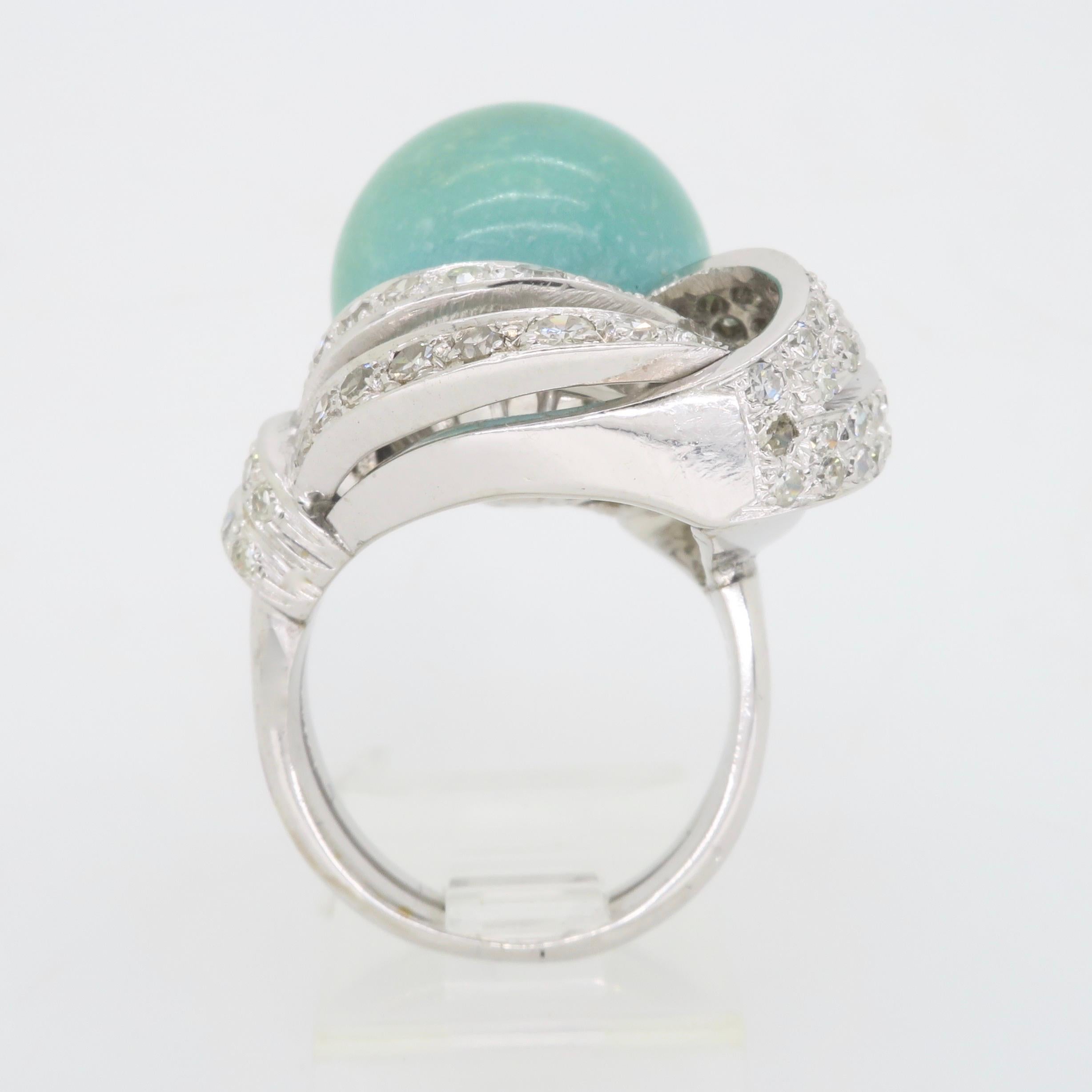 Intricate Chalcedony & Diamond Cocktail Ring For Sale 2