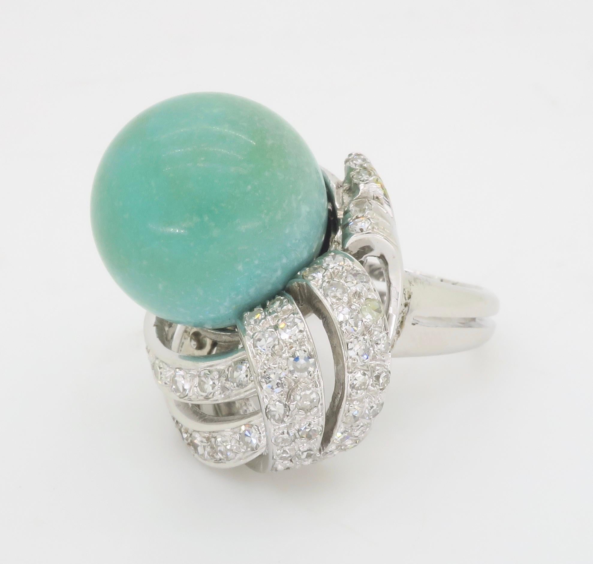 Intricate Chalcedony & Diamond Cocktail Ring For Sale 4