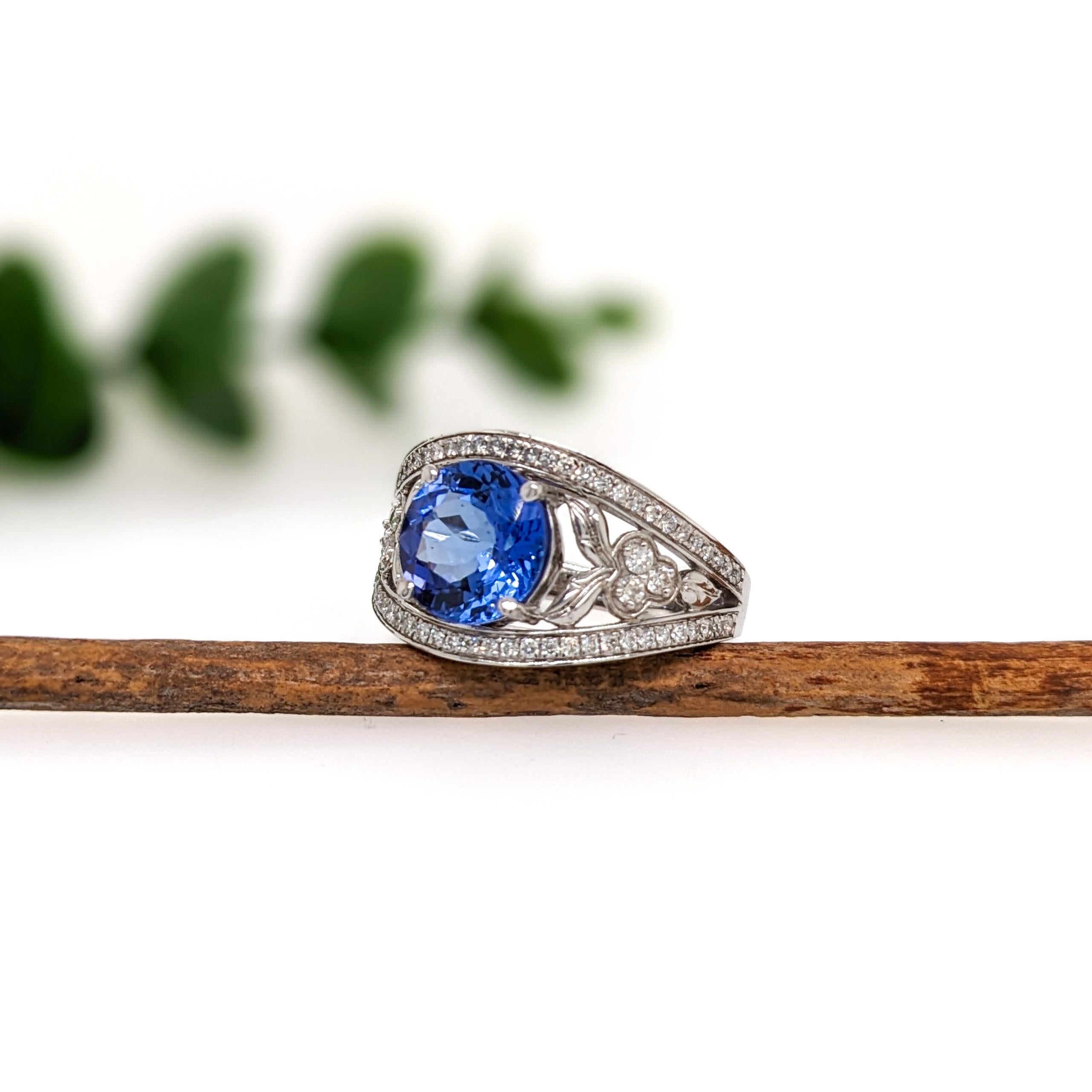 Round Cut Intricate Design Tanzanite Ring w Diamond Accents in 14K White Gold Round 9mm For Sale
