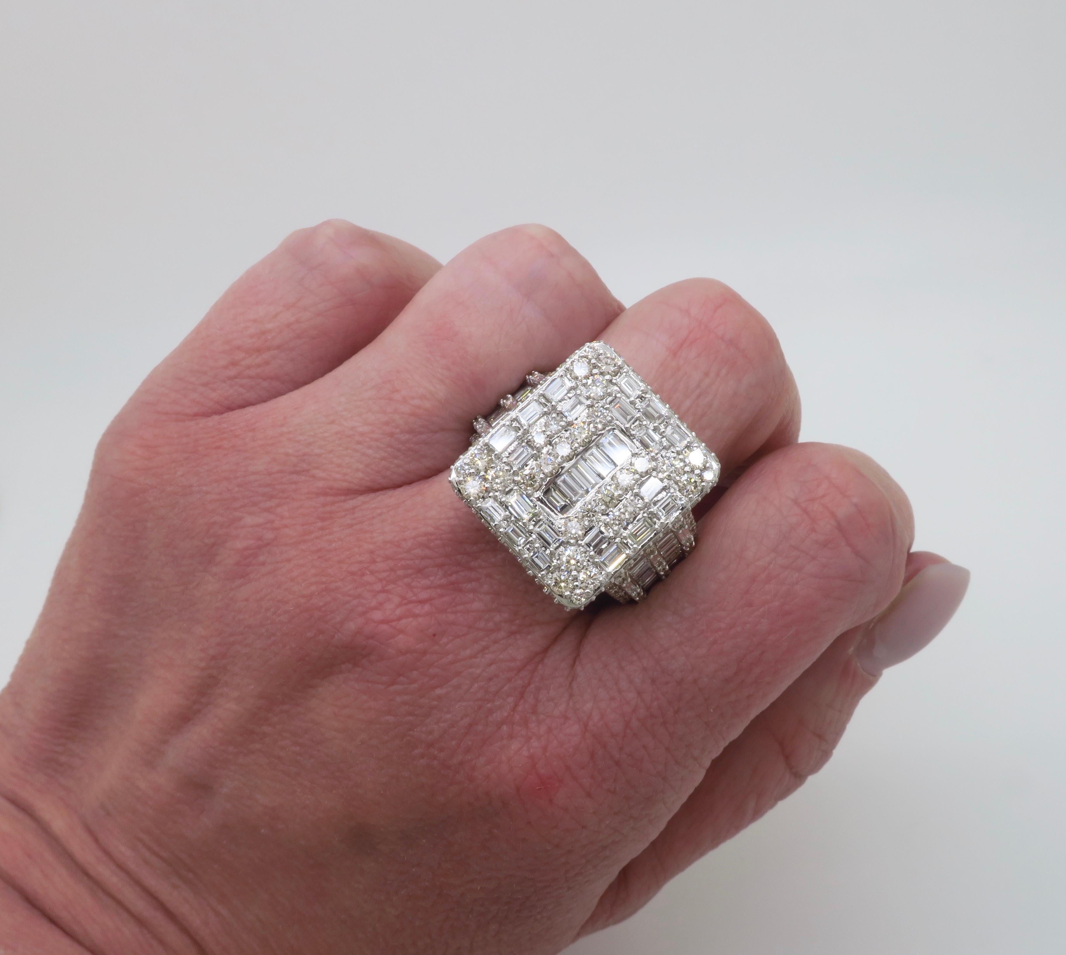Intrincado Anillo con Diamantes Incrustados hecho con 5,65 TQW de Diamantes en Nuevo estado para la venta en Webster, NY