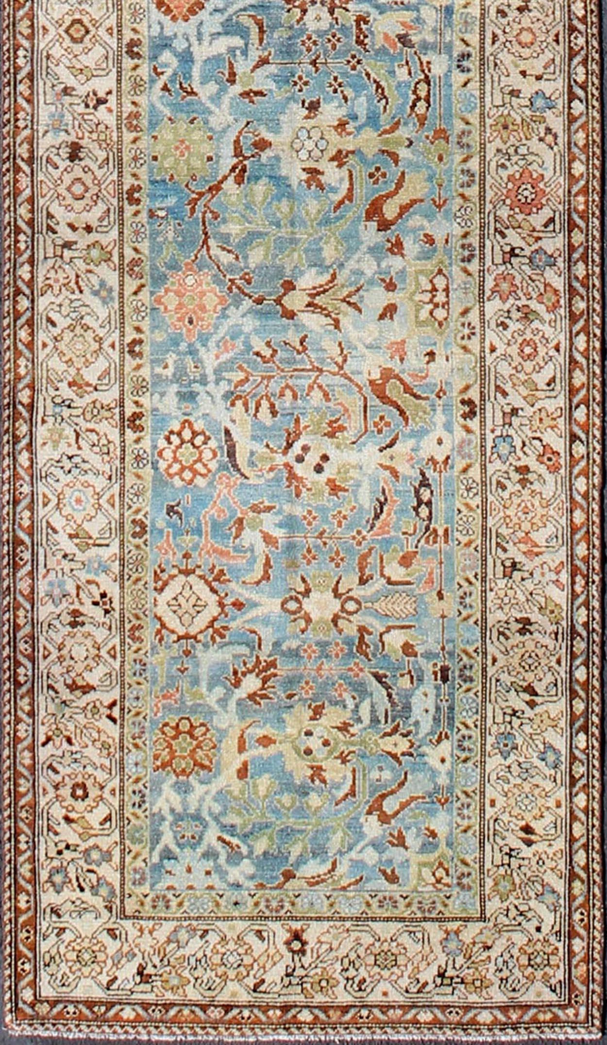 Malayer Persian antique Runner with all-over floral design in multi-colors, Keivan Woven Arts/rug ema-7530, country of origin / type: Iran / Malayer, circa 1900

This antique Persian Malayer runner, circa early 20th century, relies heavily on