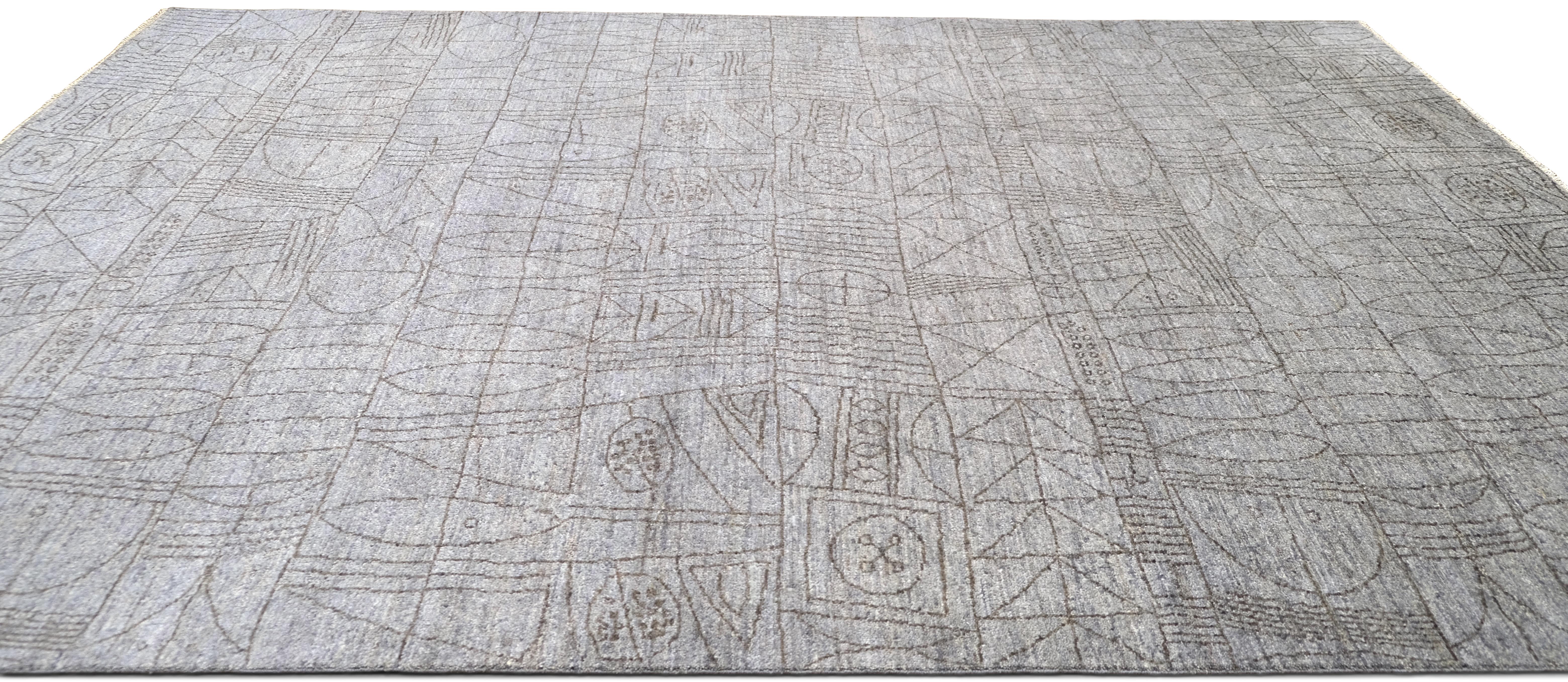 Pakistani Intricate Grey Abstract Geometric Patterned Wool Rug 9'x12' For Sale