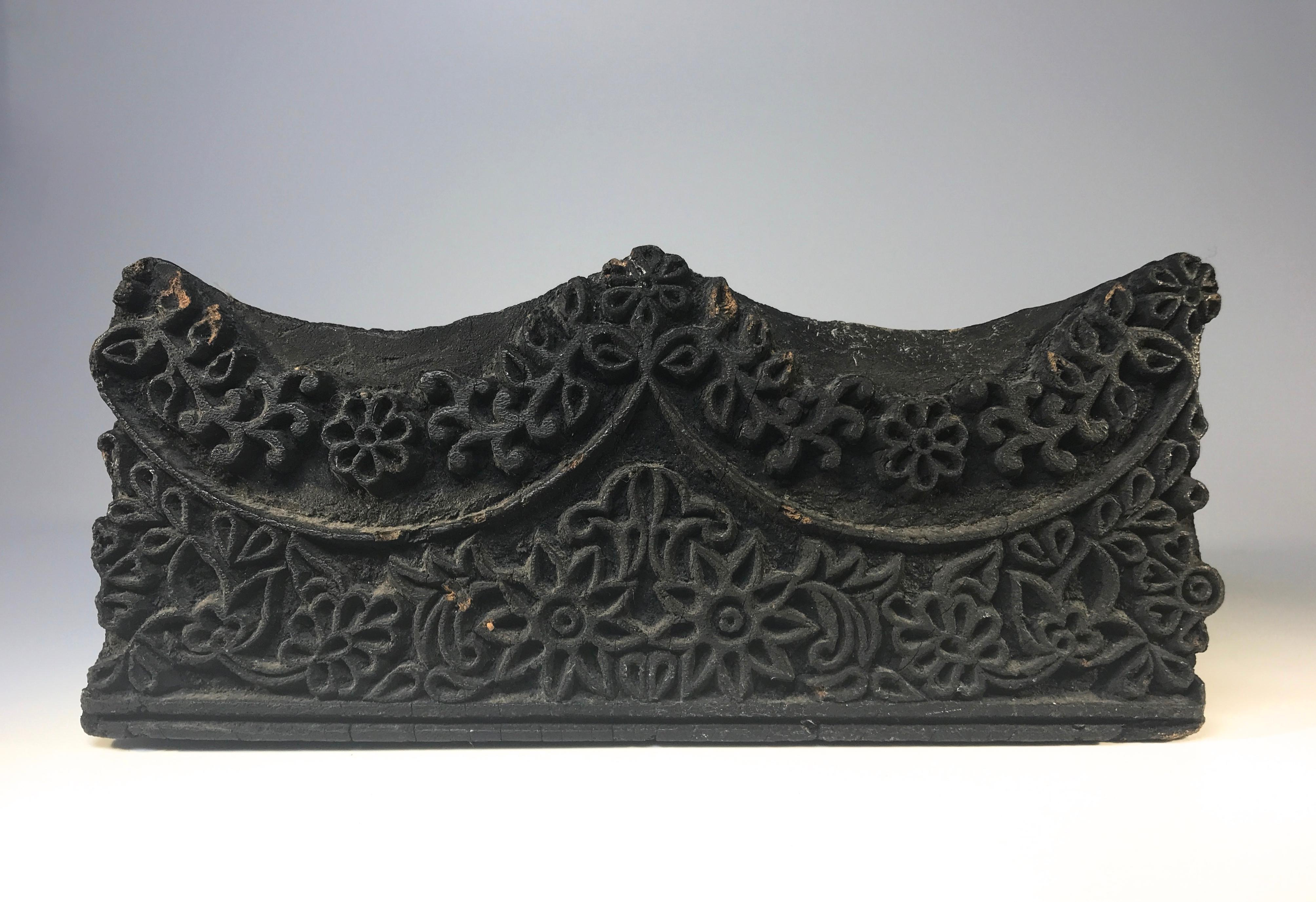 Splendidly intricately hand carved large wooden heavyweight printing block from Asia
Traditionally used for hand held block printing ink or dye to textiles and paper
Fully functional or purely decorative
Circa 1970s
Height 3.5 inch, Width 7.75