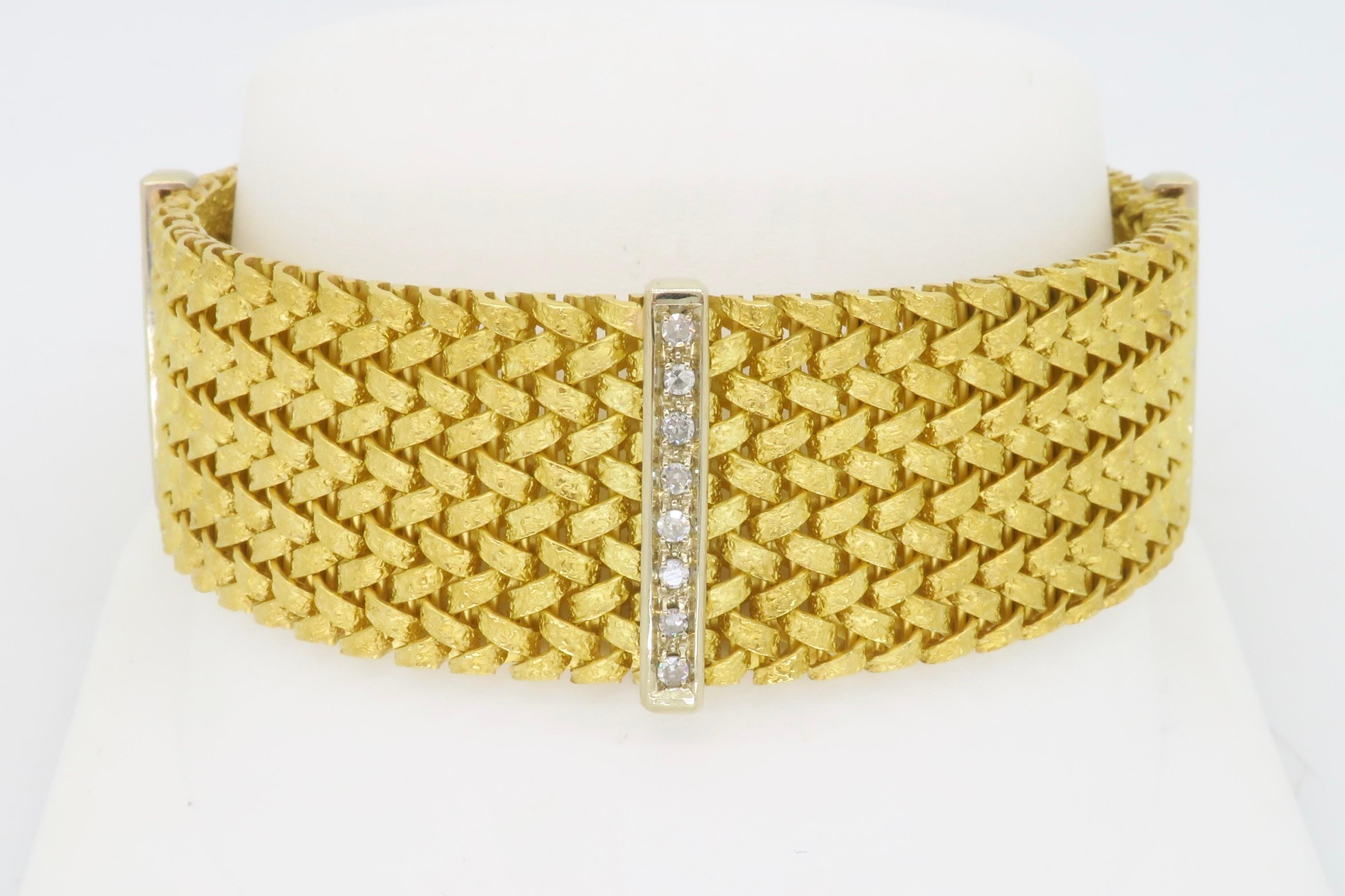 Intricate solid gold mesh bracelet with Diamond bars, made in 18k. 

Gemstone: Diamond
Diamond Carat Weight: Approximately 1.00CTW
Diamond Cut: Single Cut Diamonds
Average Diamond Color: G-H
Average Diamond Clarity: VS-SI
Metal: 18k Yellow Gold