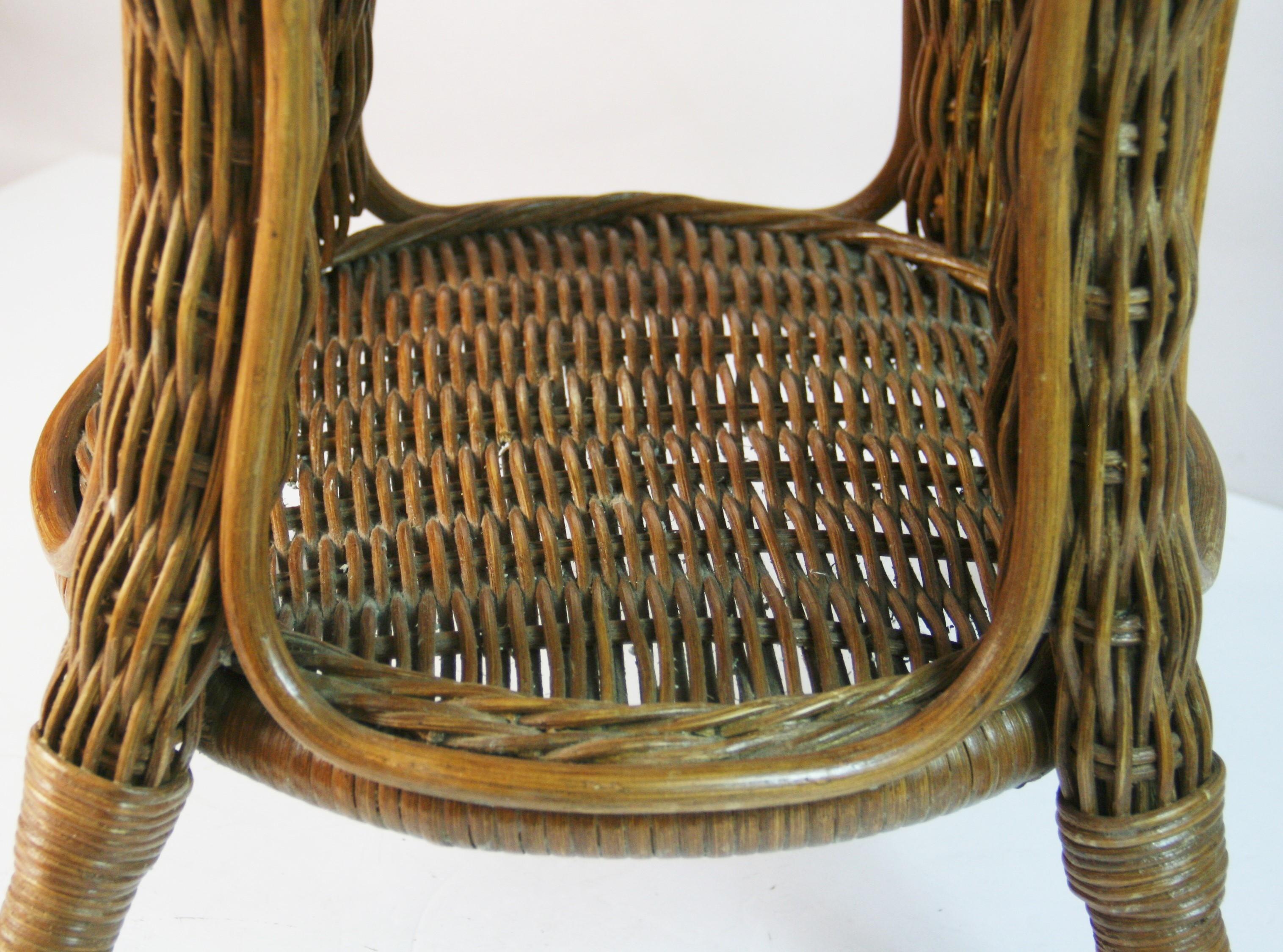 Intricate Rattan and Wicker Side/Center table with Travertine Marble Top For Sale 1