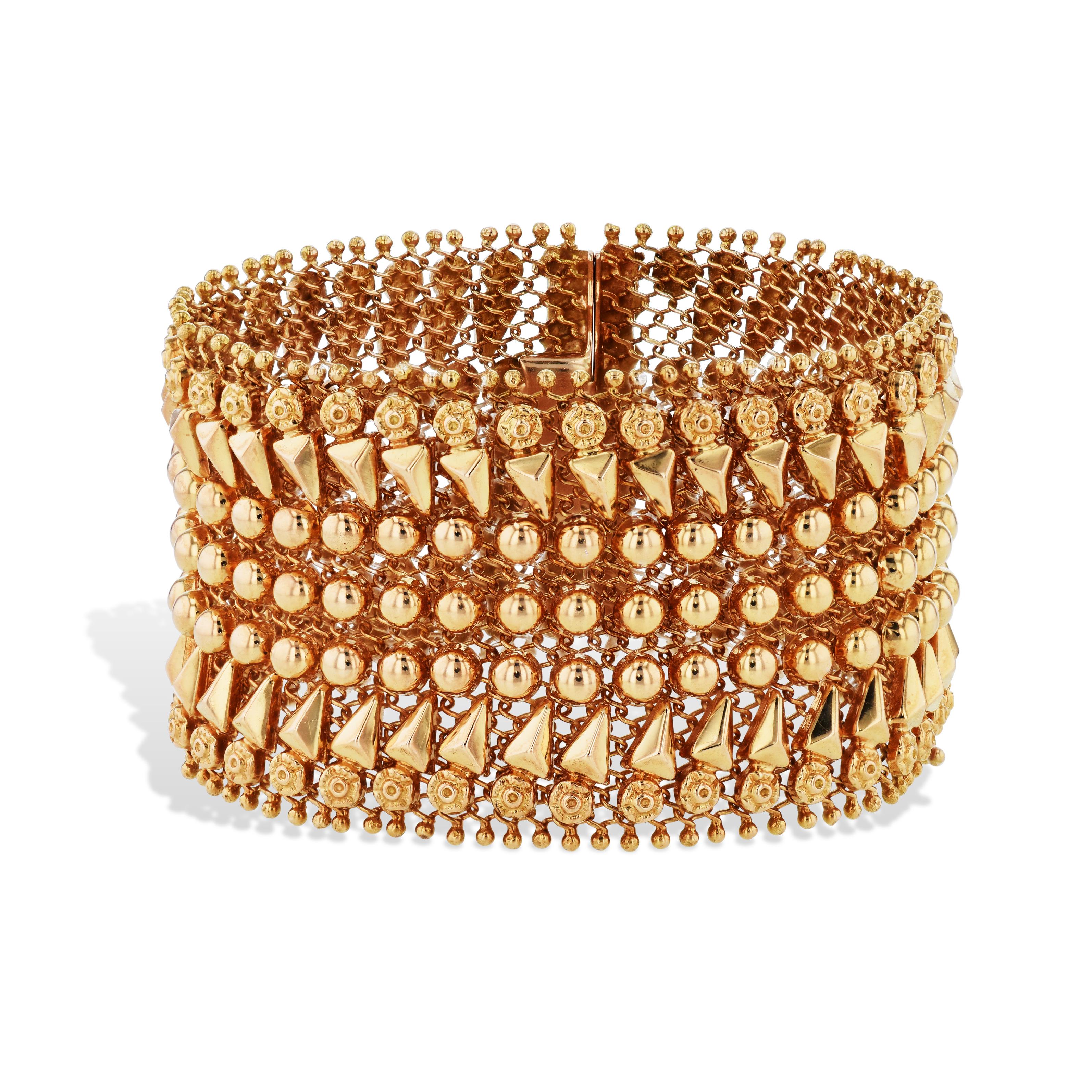 Intricate Wide 18 Karat Yellow Gold Estate Bracelet In New Condition For Sale In Miami, FL