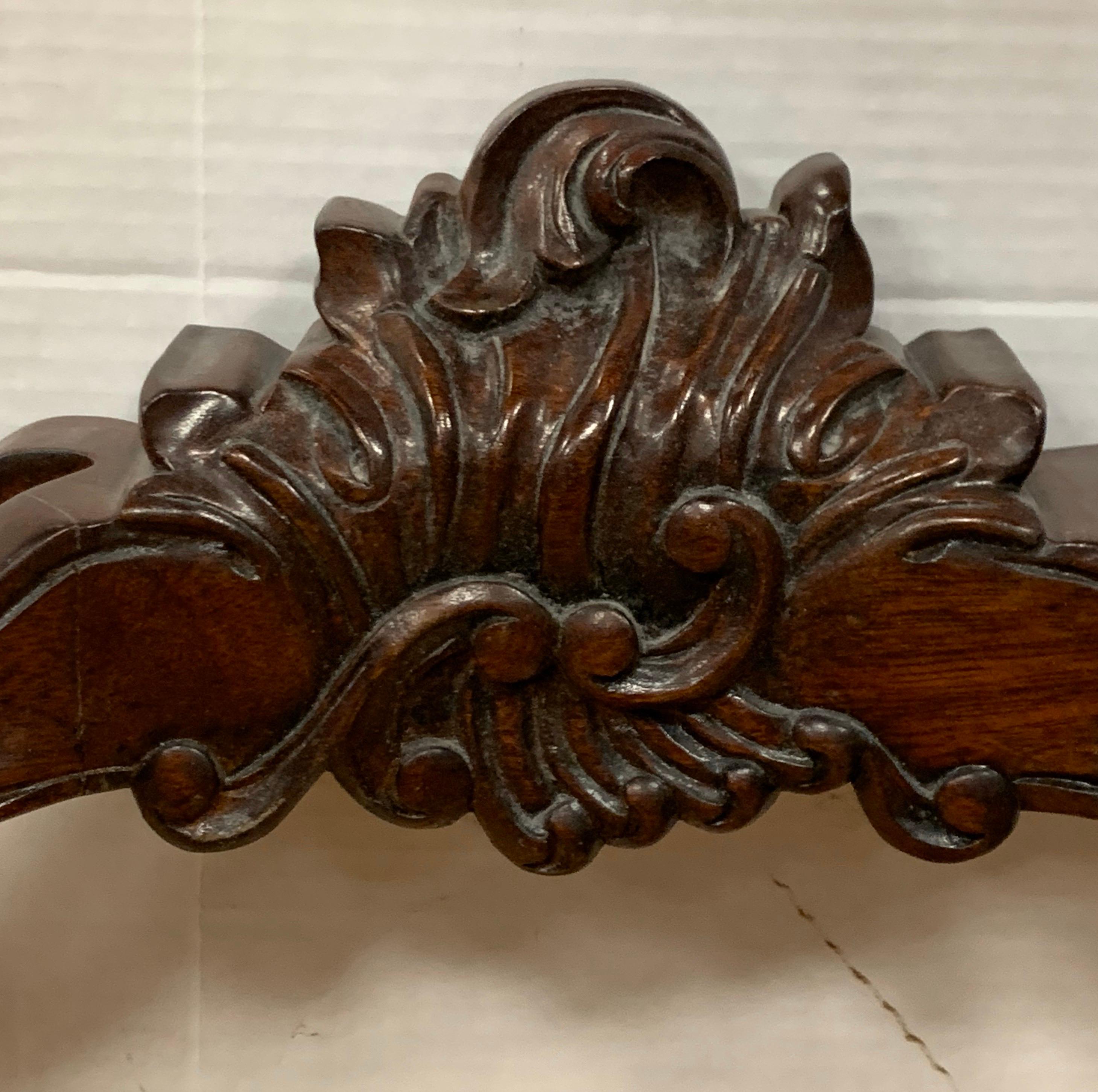 French Rococo Carved Entry Console Demilune Table In Good Condition In West Hartford, CT