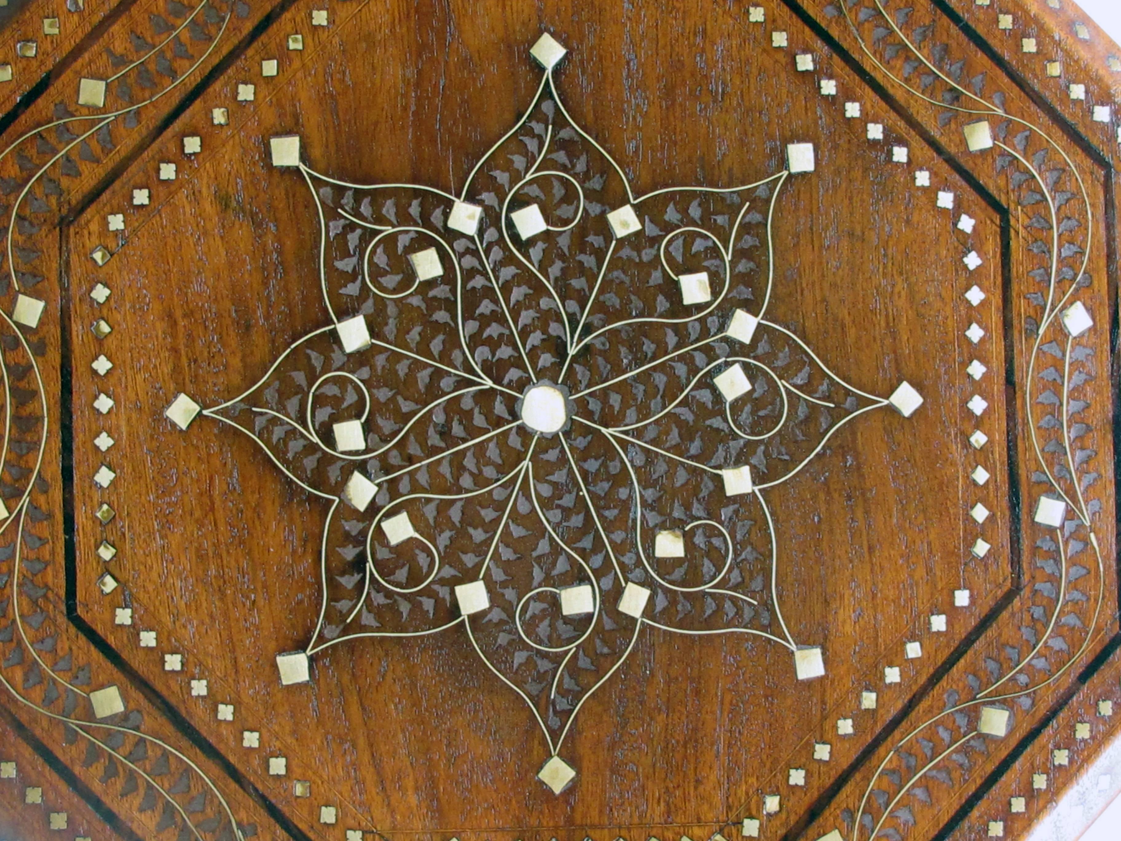 British Indian Ocean Territory Detailed Brass and Pewter Inlaid Octagonal Anglo-Indian Traveling Table