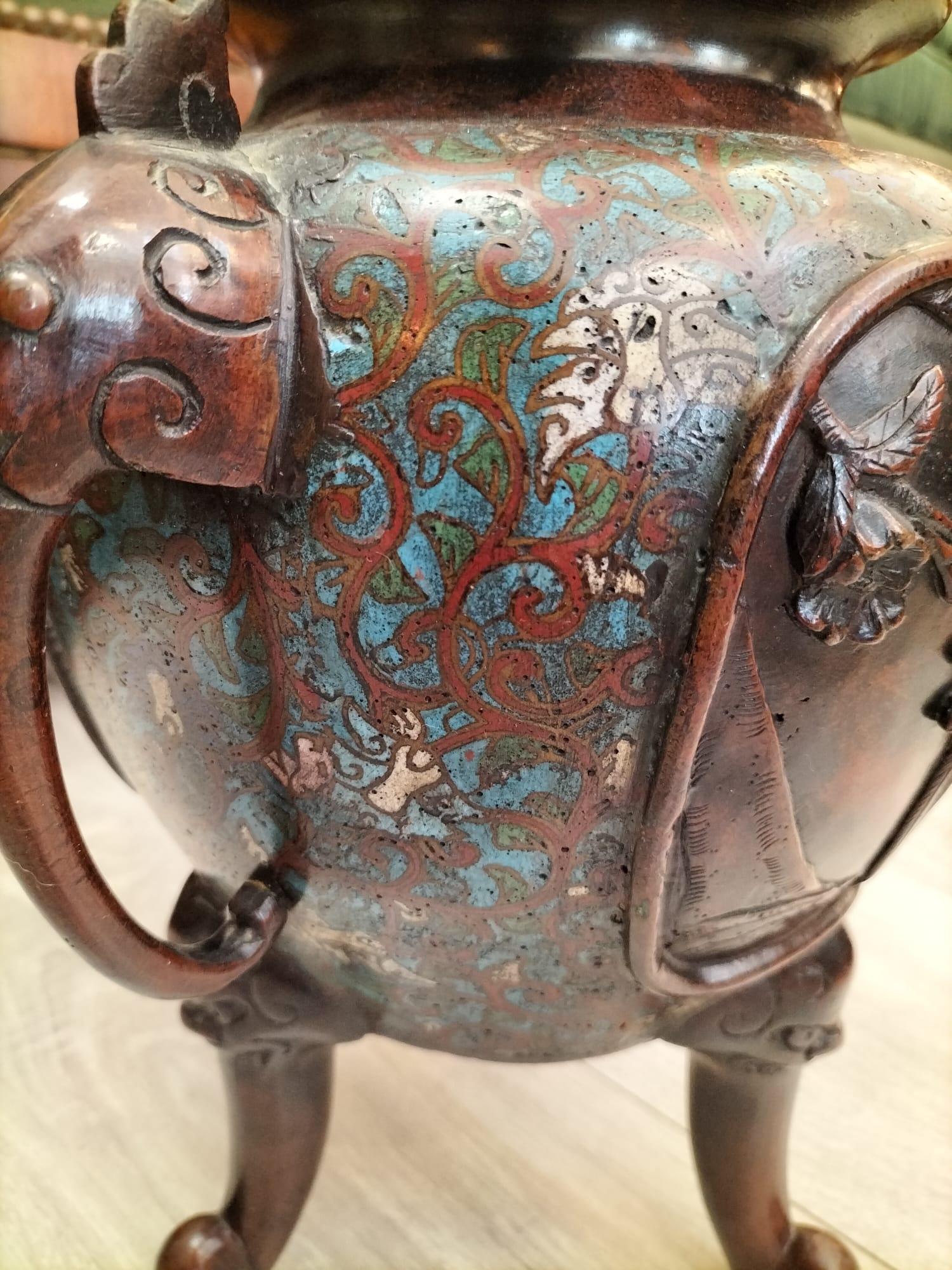 Intricately Ornamented japanese Incense Burner-Vase in Bronze and Enamel For Sale 3