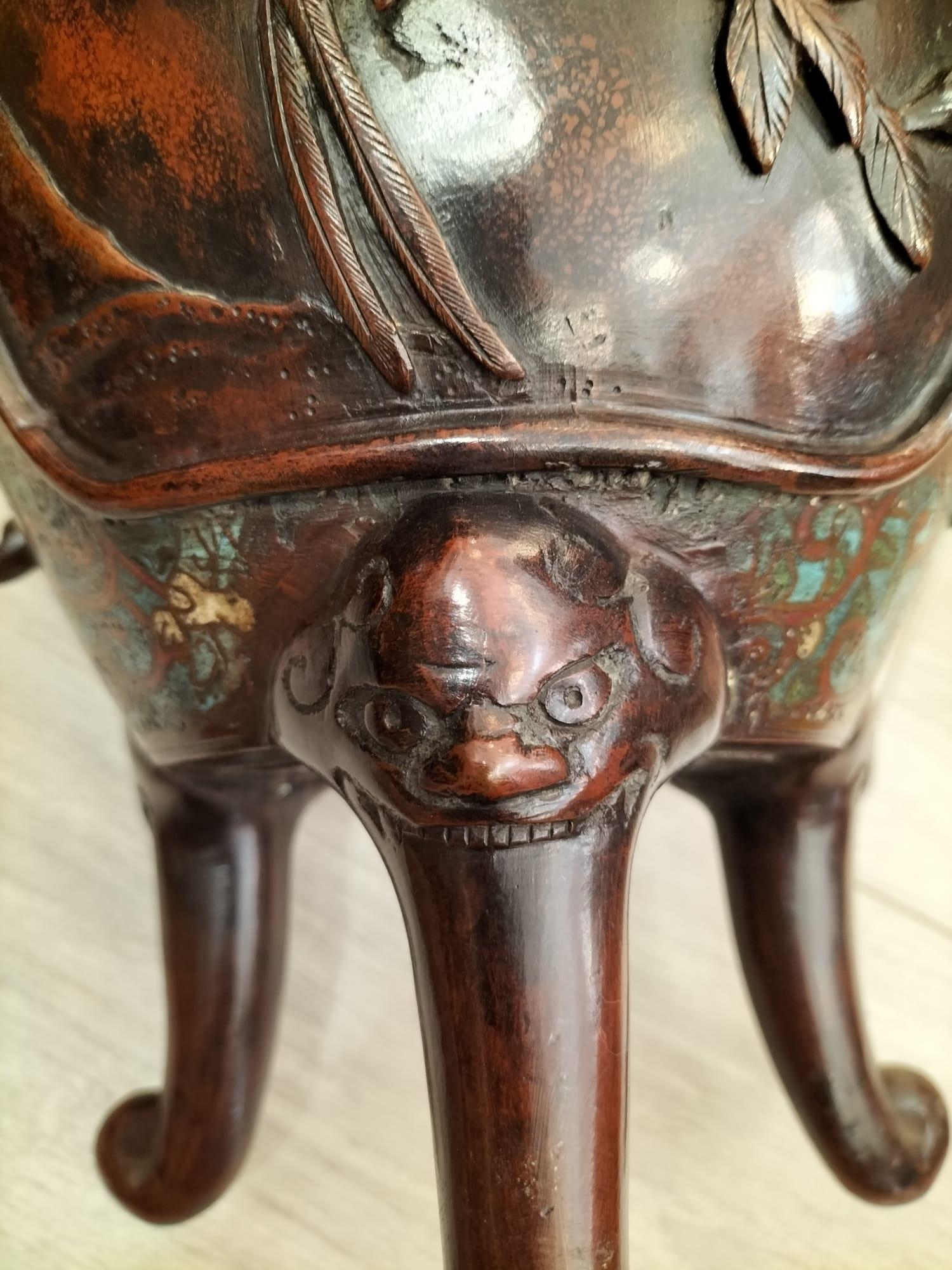 Intricately Ornamented japanese Incense Burner-Vase in Bronze and Enamel For Sale 6