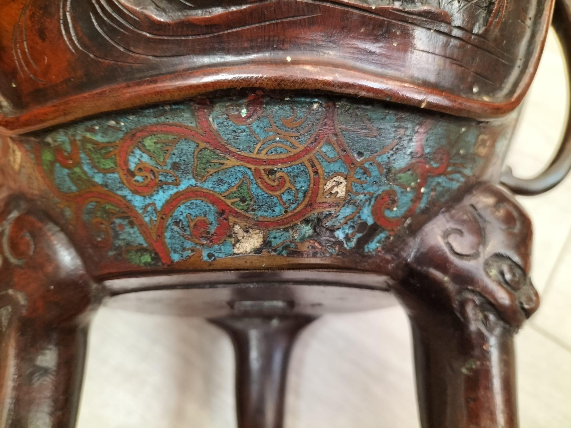 19th Century Intricately Ornamented japanese Incense Burner-Vase in Bronze and Enamel For Sale