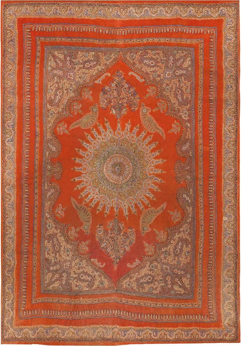 An Intricately Patterned Beautiful and Fine Antique Persian Isfahan Shawl, Origin This Shawl: Persia, Date Of Creation: Late 19th Century