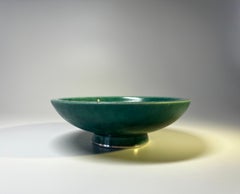 Einführung in Wilhelm Kage, Argenta, Gustavsberg Steingutschale mit Fuß