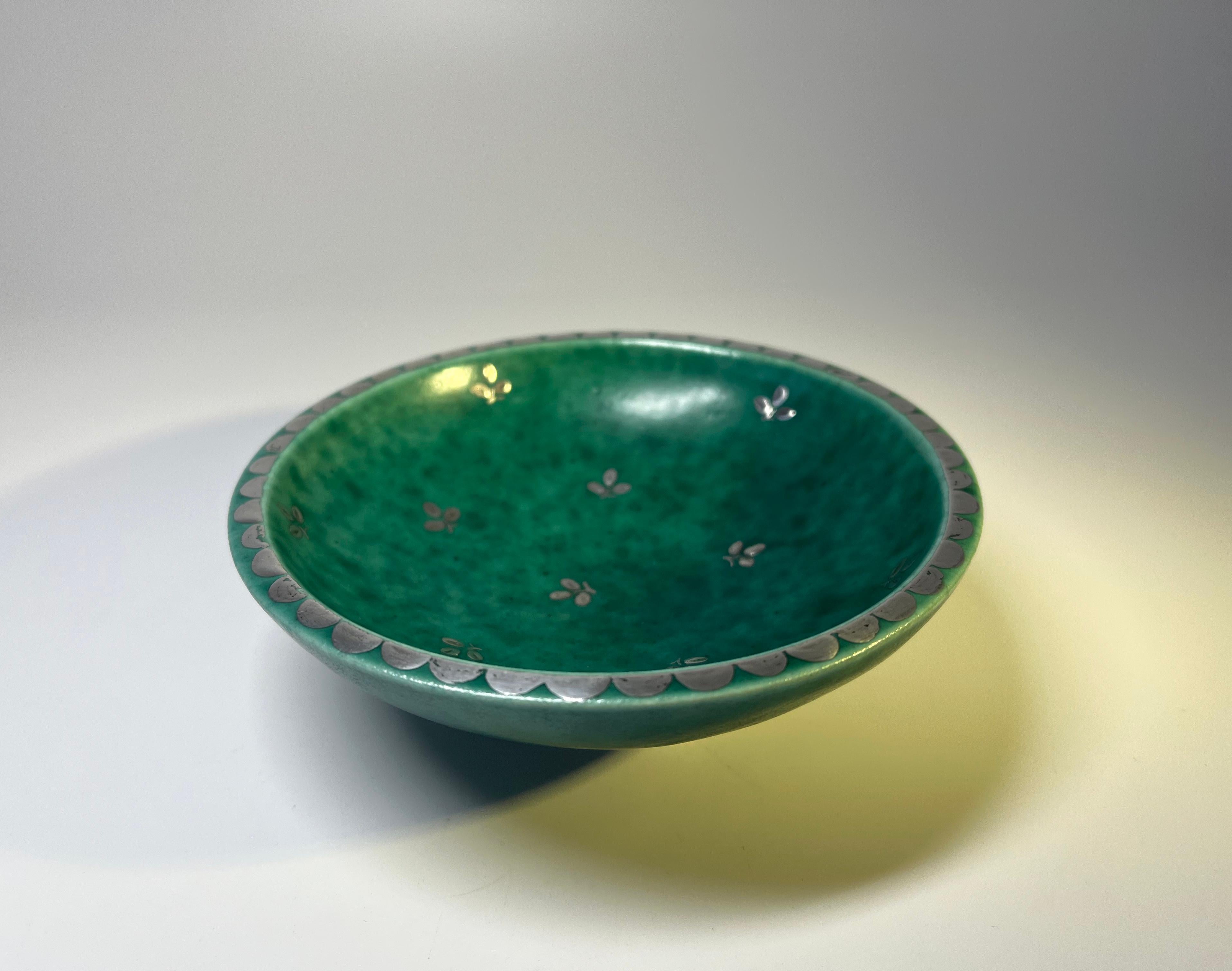 Art Deco Introduction To Wilhelm Kage, Argenta, Gustavsberg Footed Stoneware Dish For Sale
