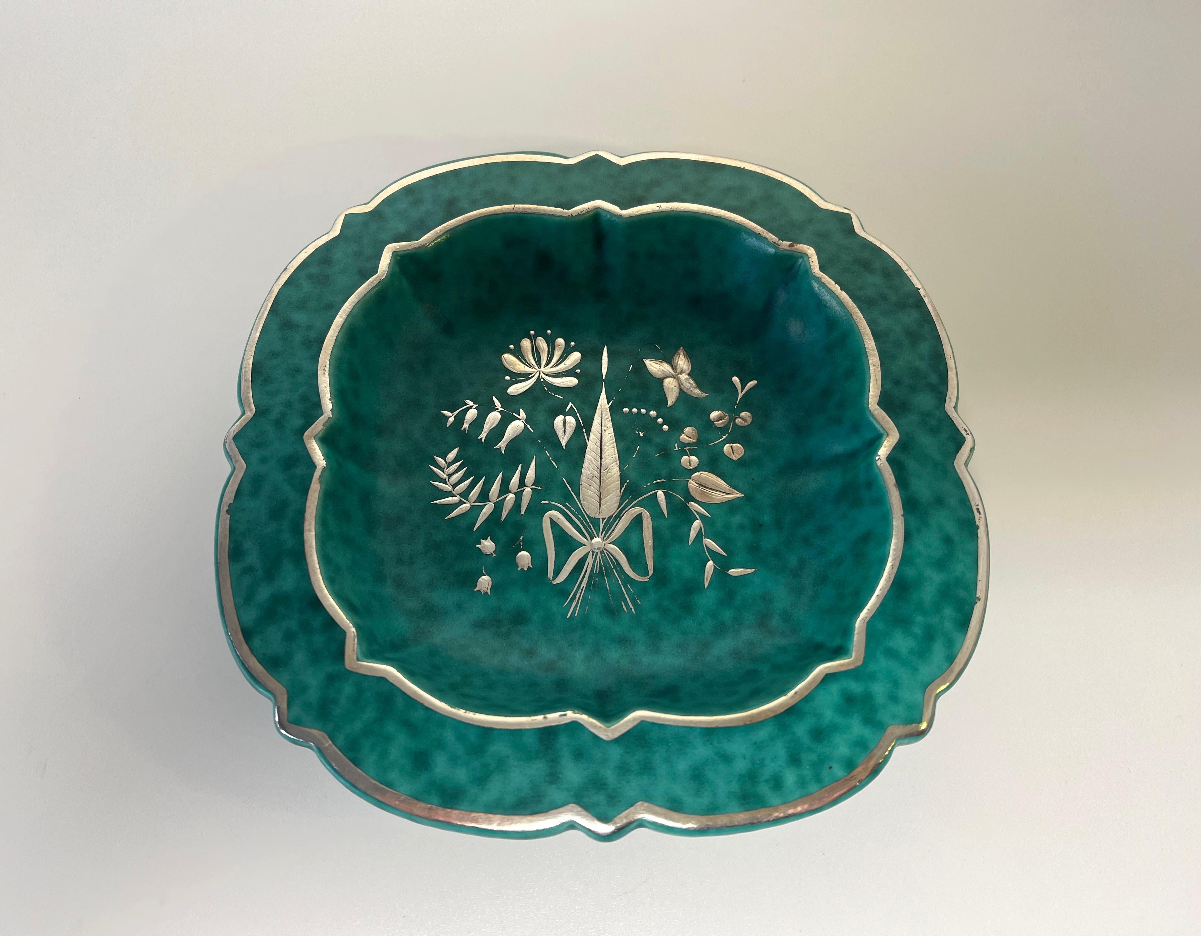Wilhelm Kage, Argenta Series For Gustavsberg, Stoneware Silver Flora Dish c1940 In Good Condition In Rothley, Leicestershire