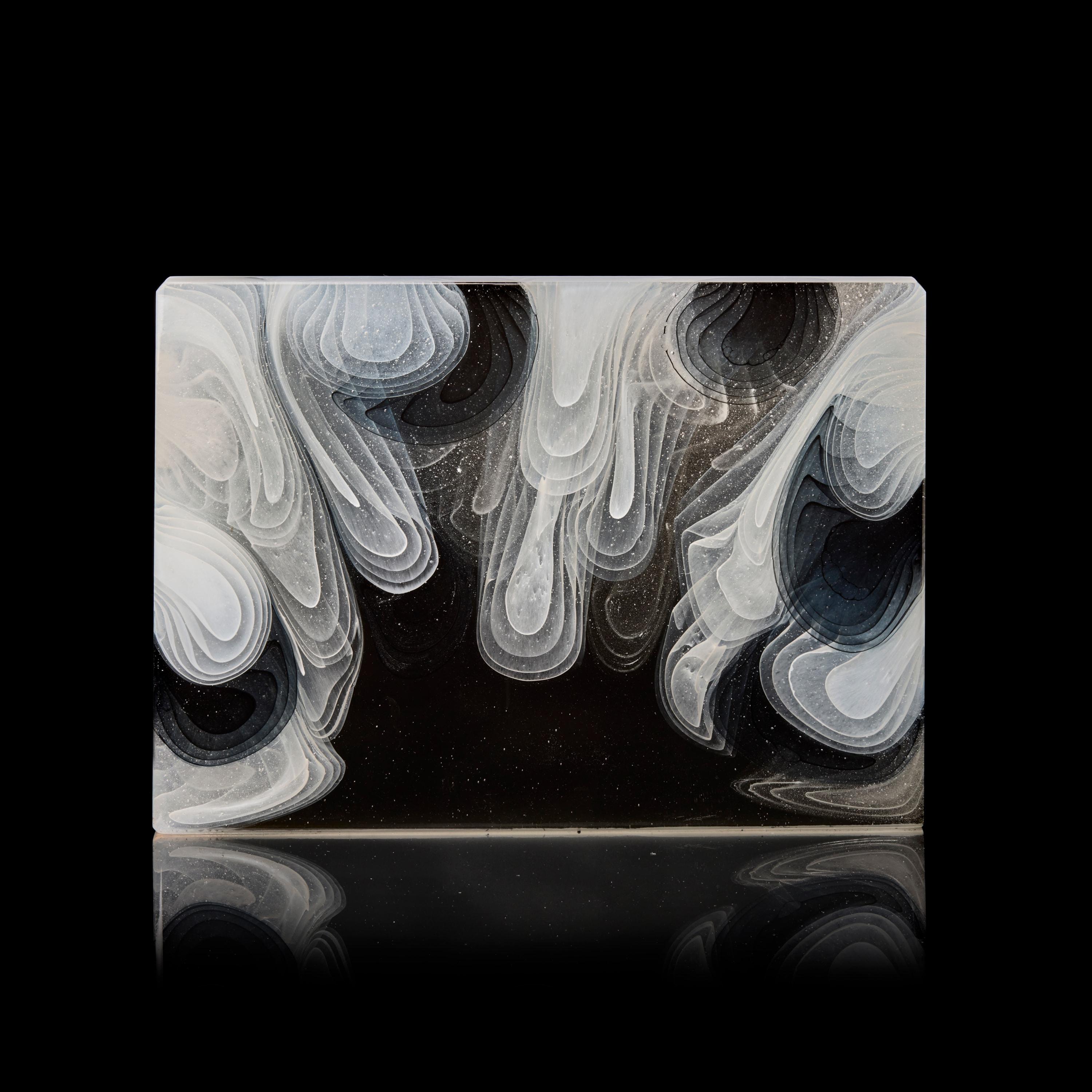 Fatto a mano Introspection, fluid black, white & grey cast glass sculpture by Helen Restorick in vendita