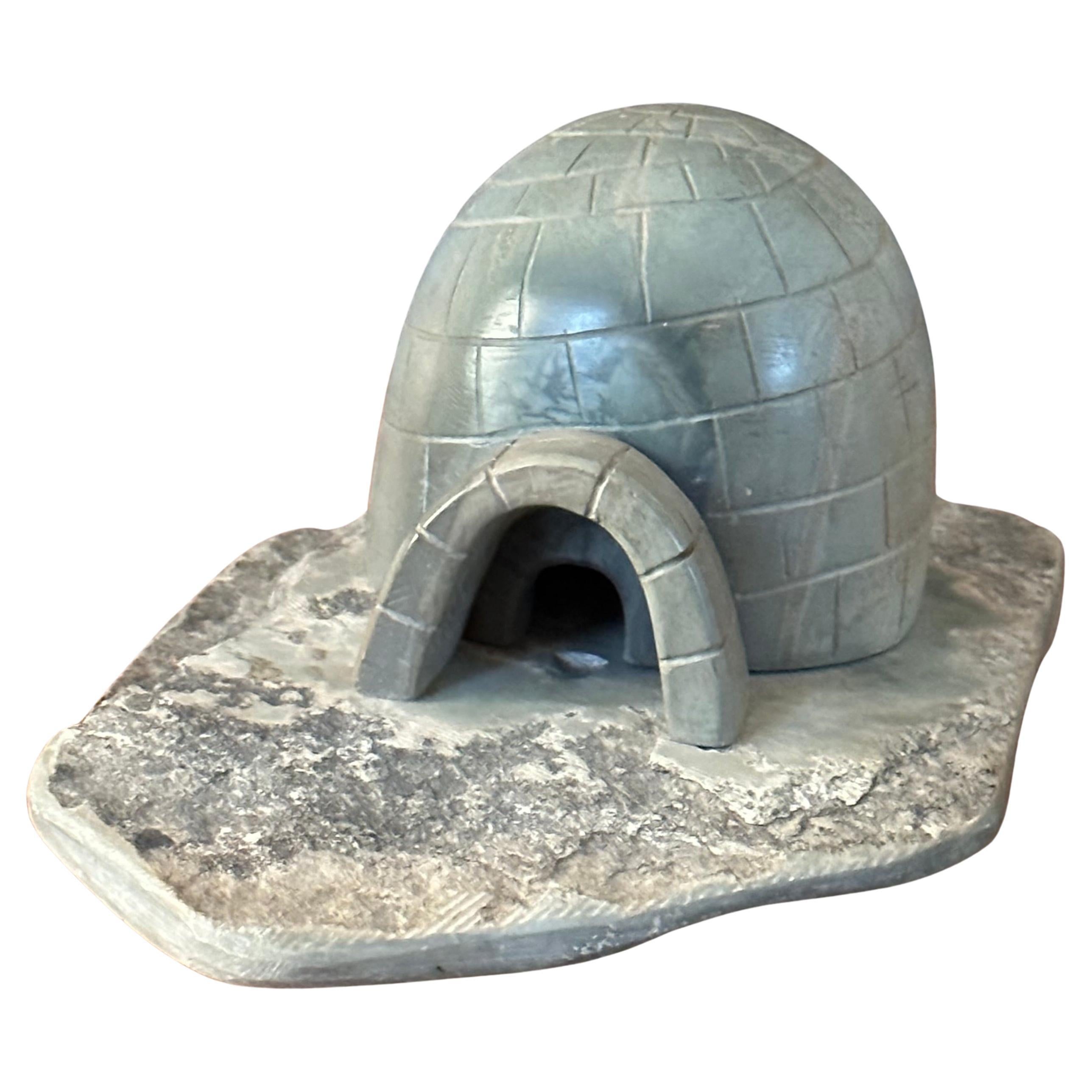 Gorgeous Inuit hand carved soapstone igloo sculpture by, circa 1980s. The piece is in very good condition with no chips or cracks and measures 5.25
