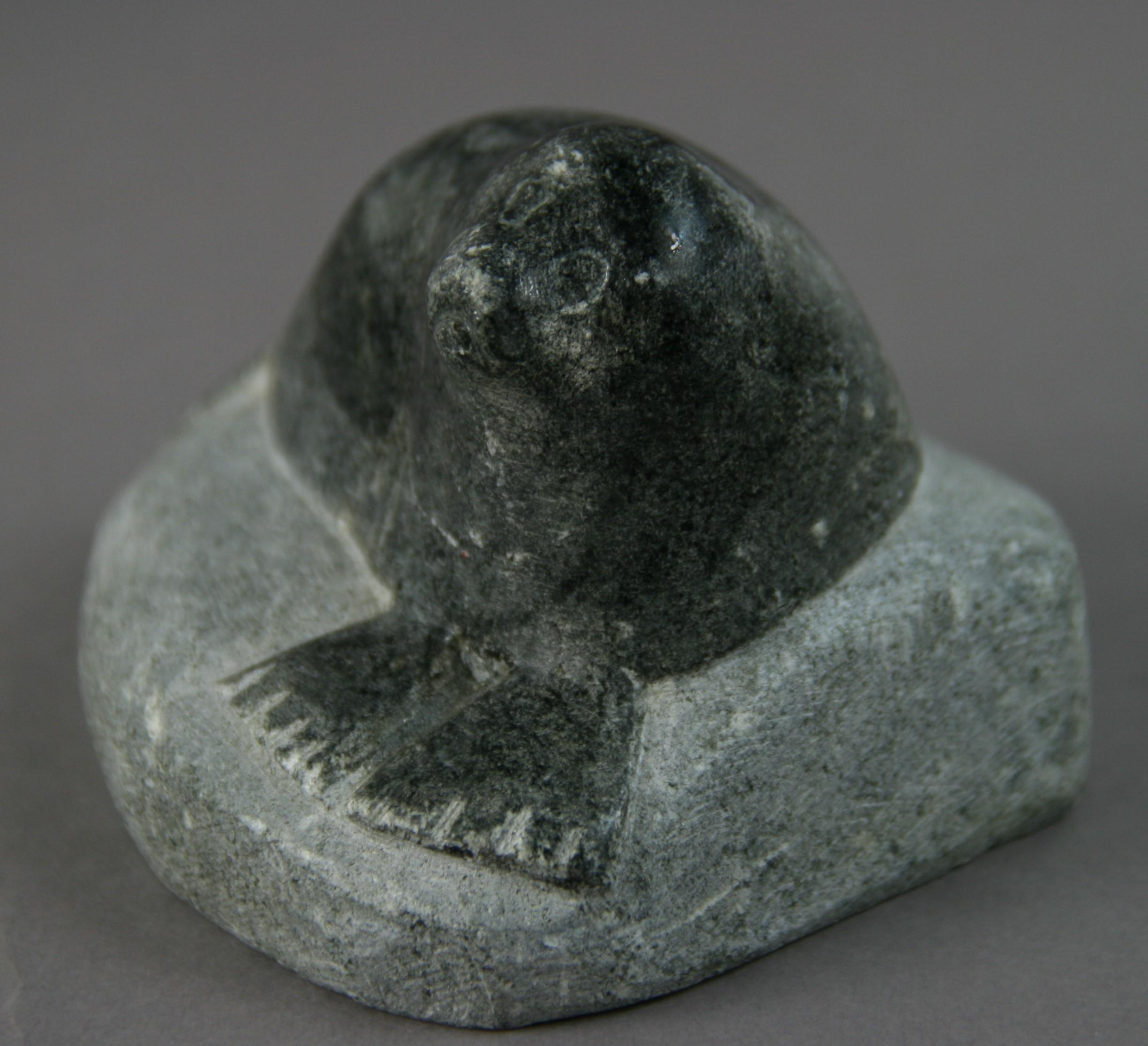 3-371 small hand carved soapstone Inuit seal signed Moll.