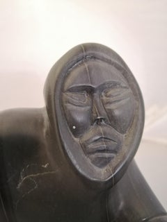 Chasseur de phoques inuit en pierre de savon