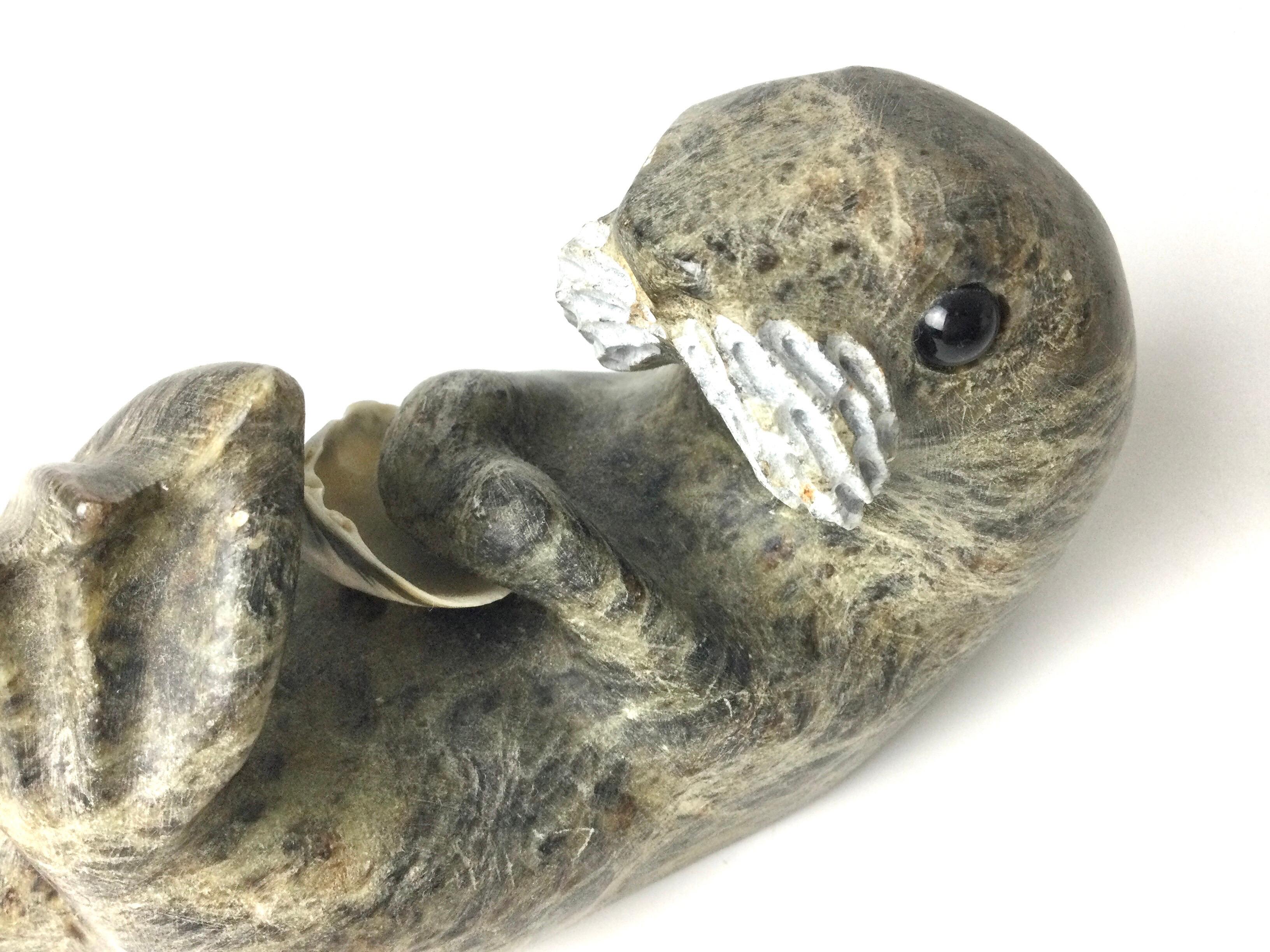 Inuit Stone Carving of a Otter with Shell Signed Drake In Excellent Condition For Sale In Lambertville, NJ